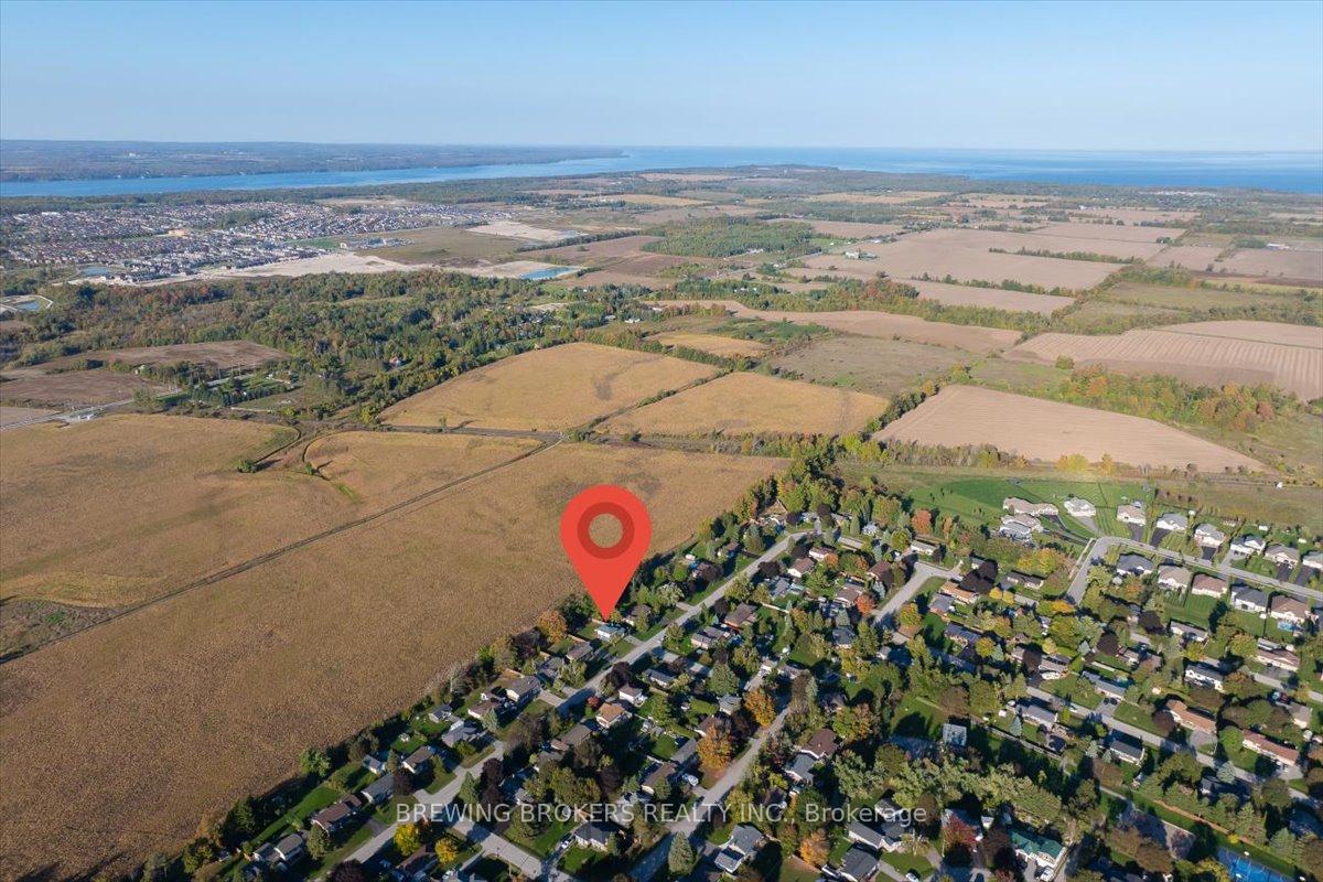 Photo 50 of 261 Nelson Crescent, Innisfil, Stroud — HOMEH