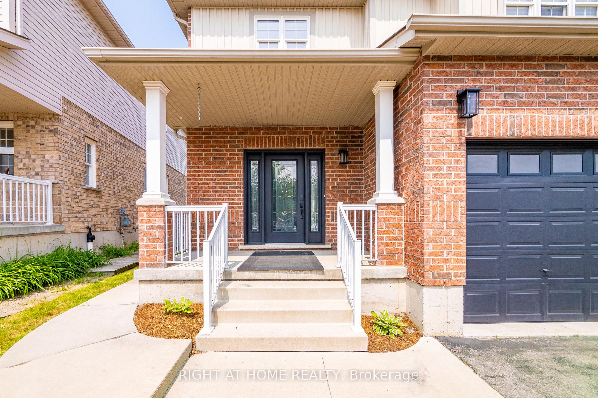 Photo 2 of 34 Parkvale Drive, Kitchener, Huron Park — HOMEH