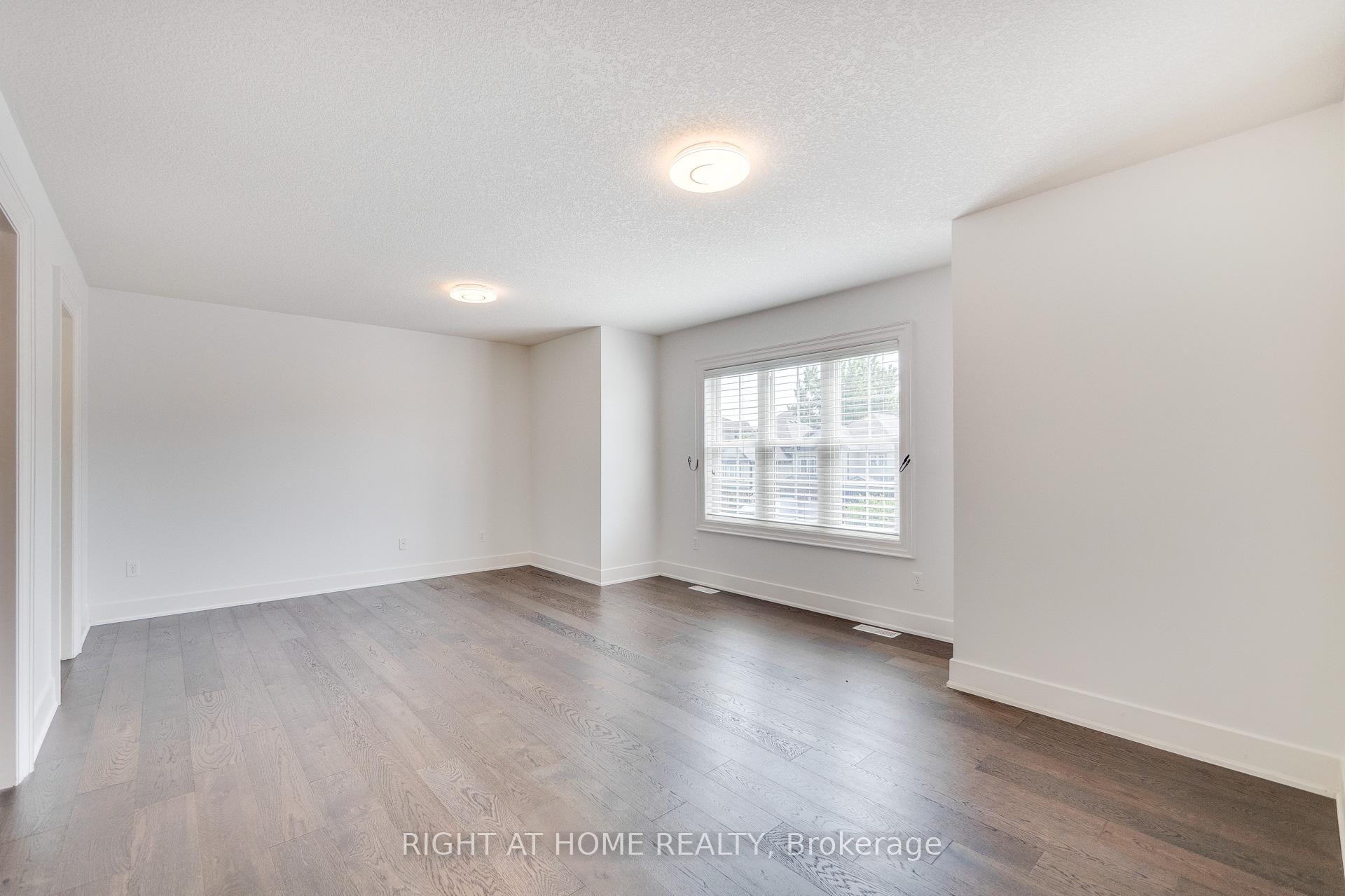 Photo 16 of 34 Parkvale Drive, Kitchener, Huron Park — HOMEH