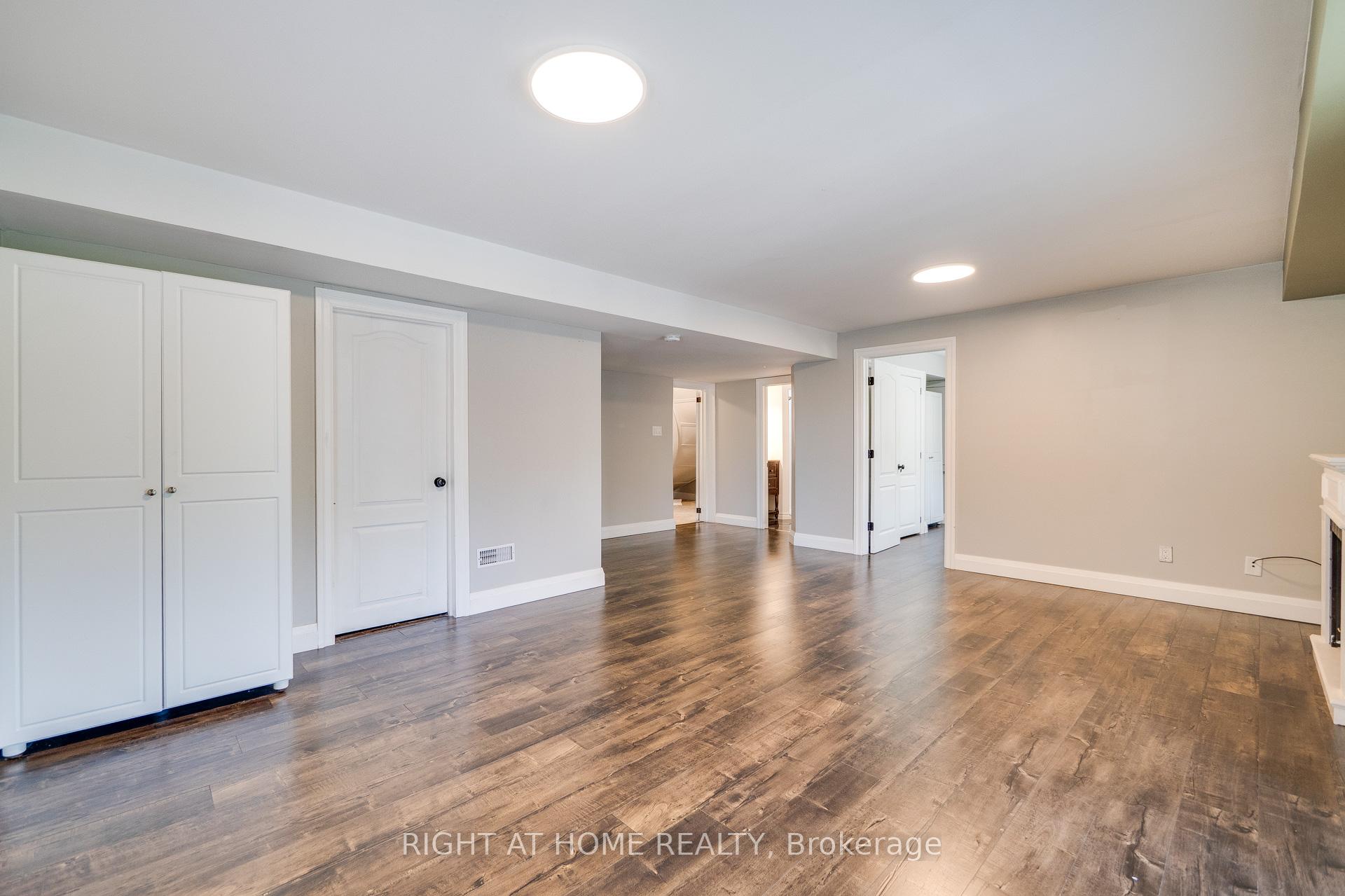 Photo 27 of 34 Parkvale Drive, Kitchener, Huron Park — HOMEH