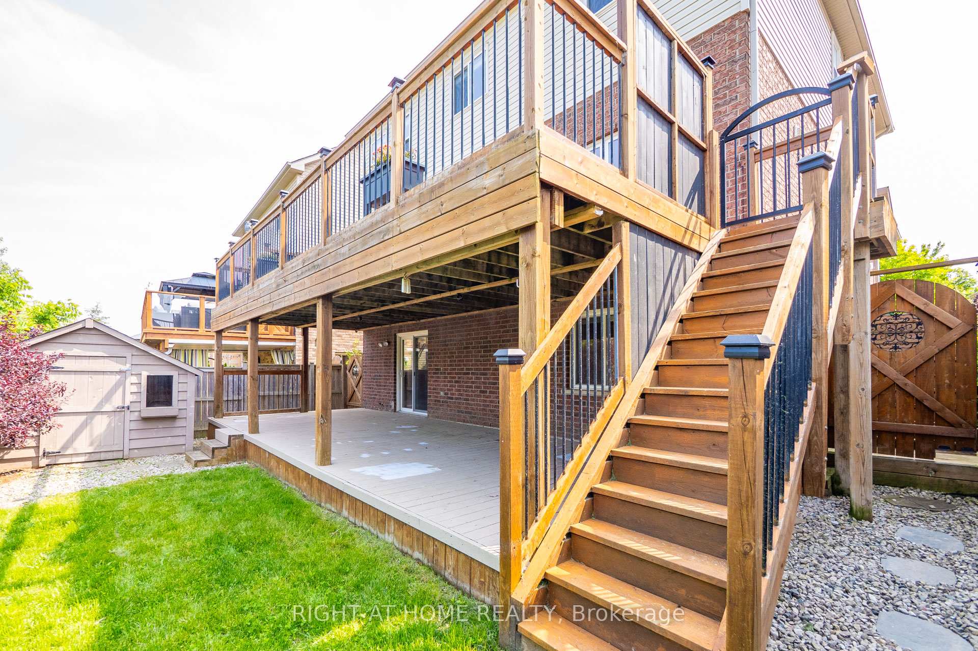 Photo 37 of 34 Parkvale Drive, Kitchener, Huron Park — HOMEH