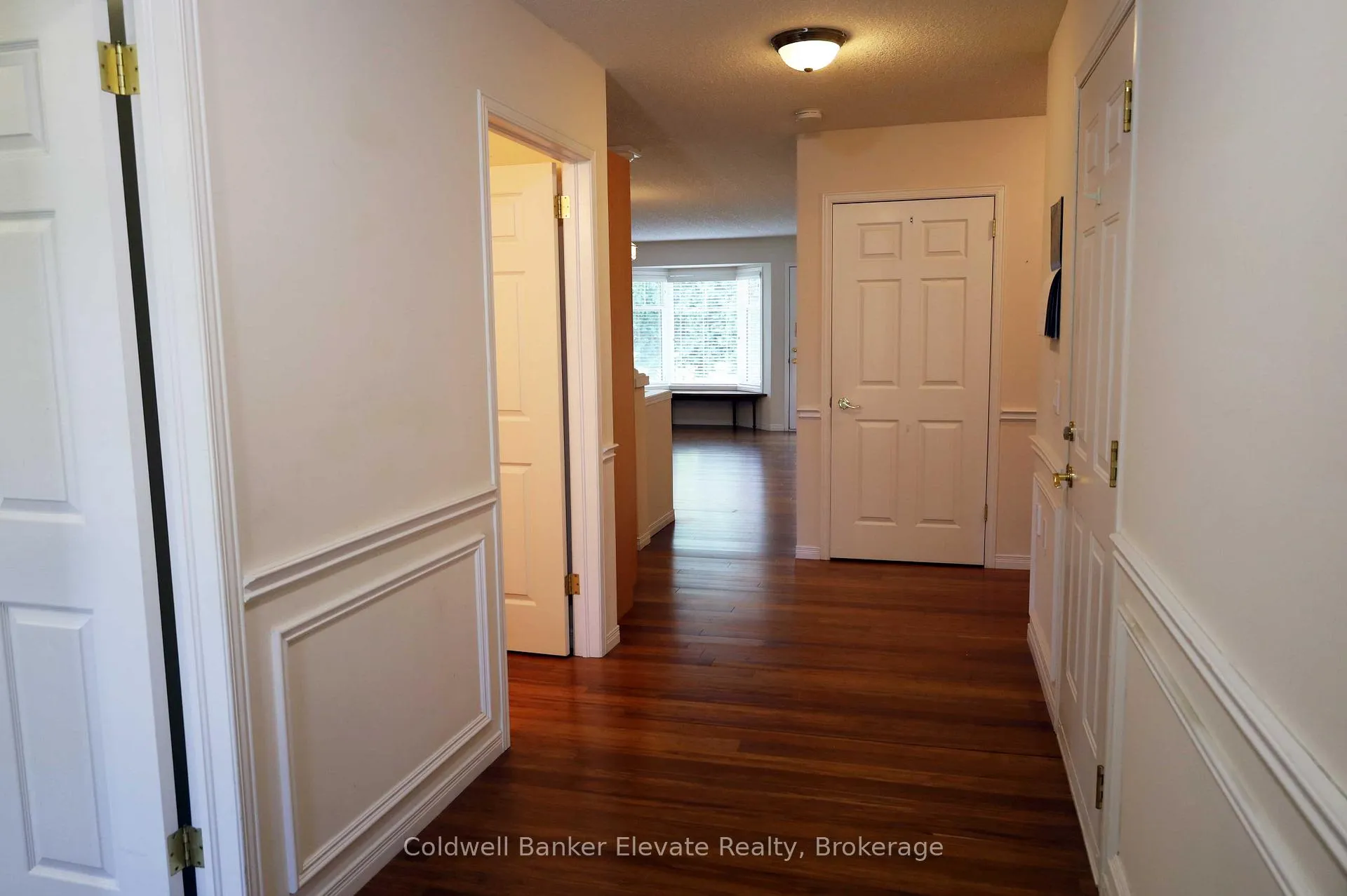 Photo 6 of Unit 16, 2705 Kingsway Drive, Kitchener — HOMEH