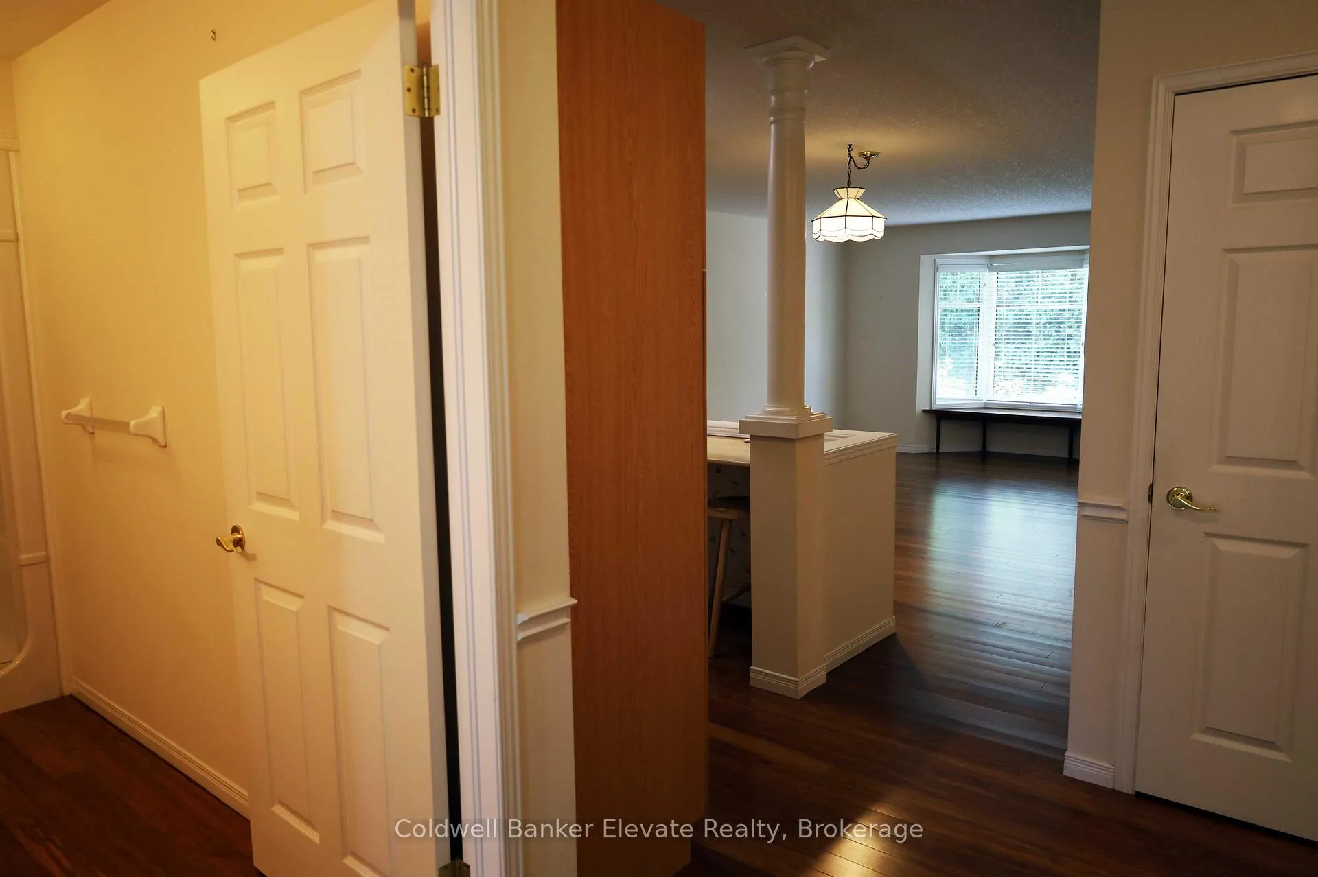 Photo 7 of Unit 16, 2705 Kingsway Drive, Kitchener — HOMEH