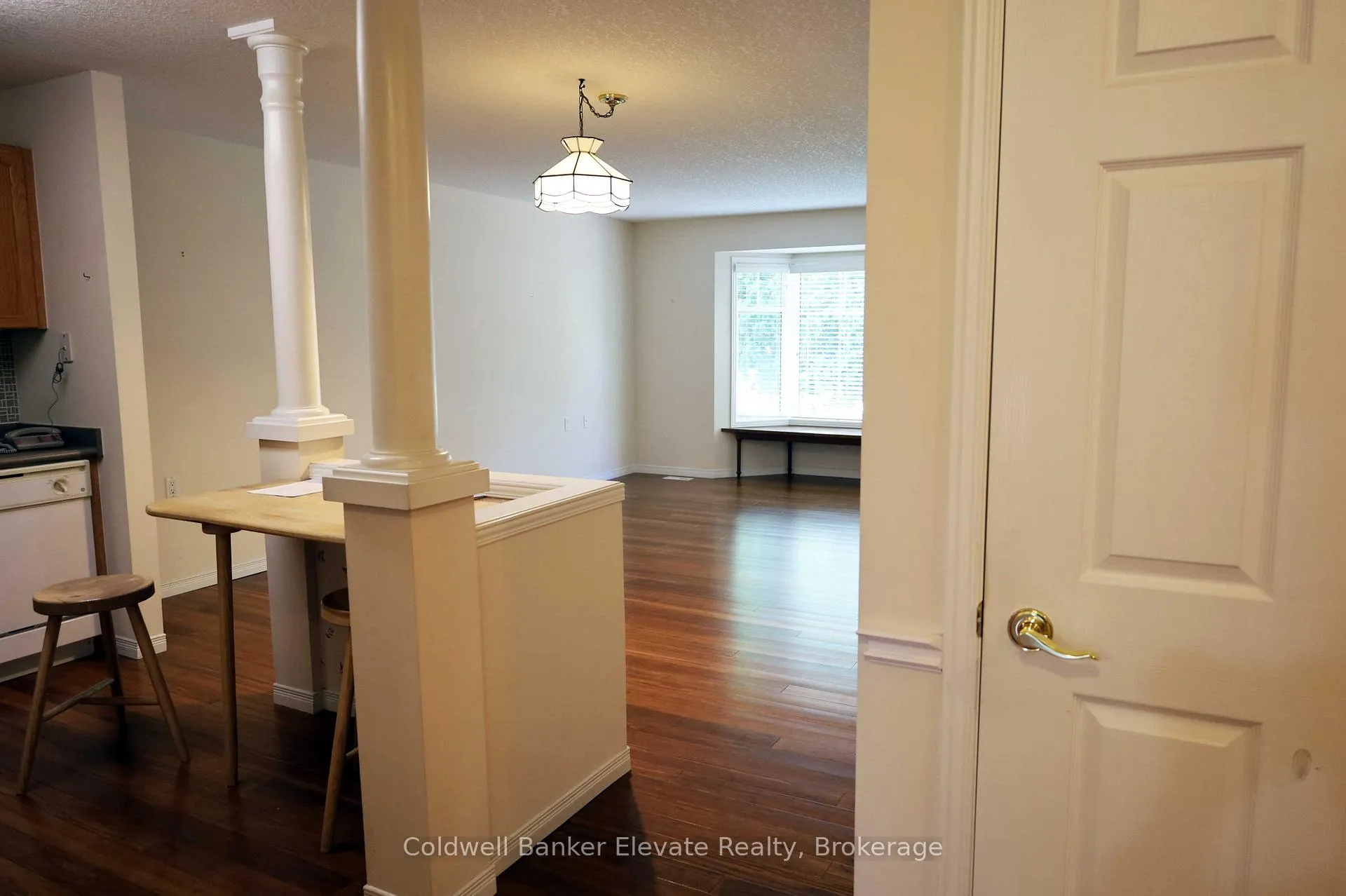 Photo 12 of Unit 16, 2705 Kingsway Drive, Kitchener — HOMEH