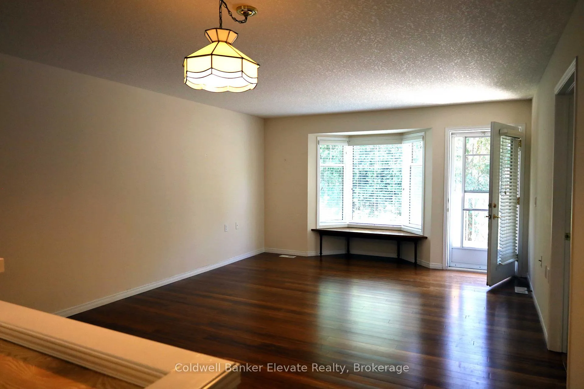 Photo 20 of Unit 16, 2705 Kingsway Drive, Kitchener — HOMEH