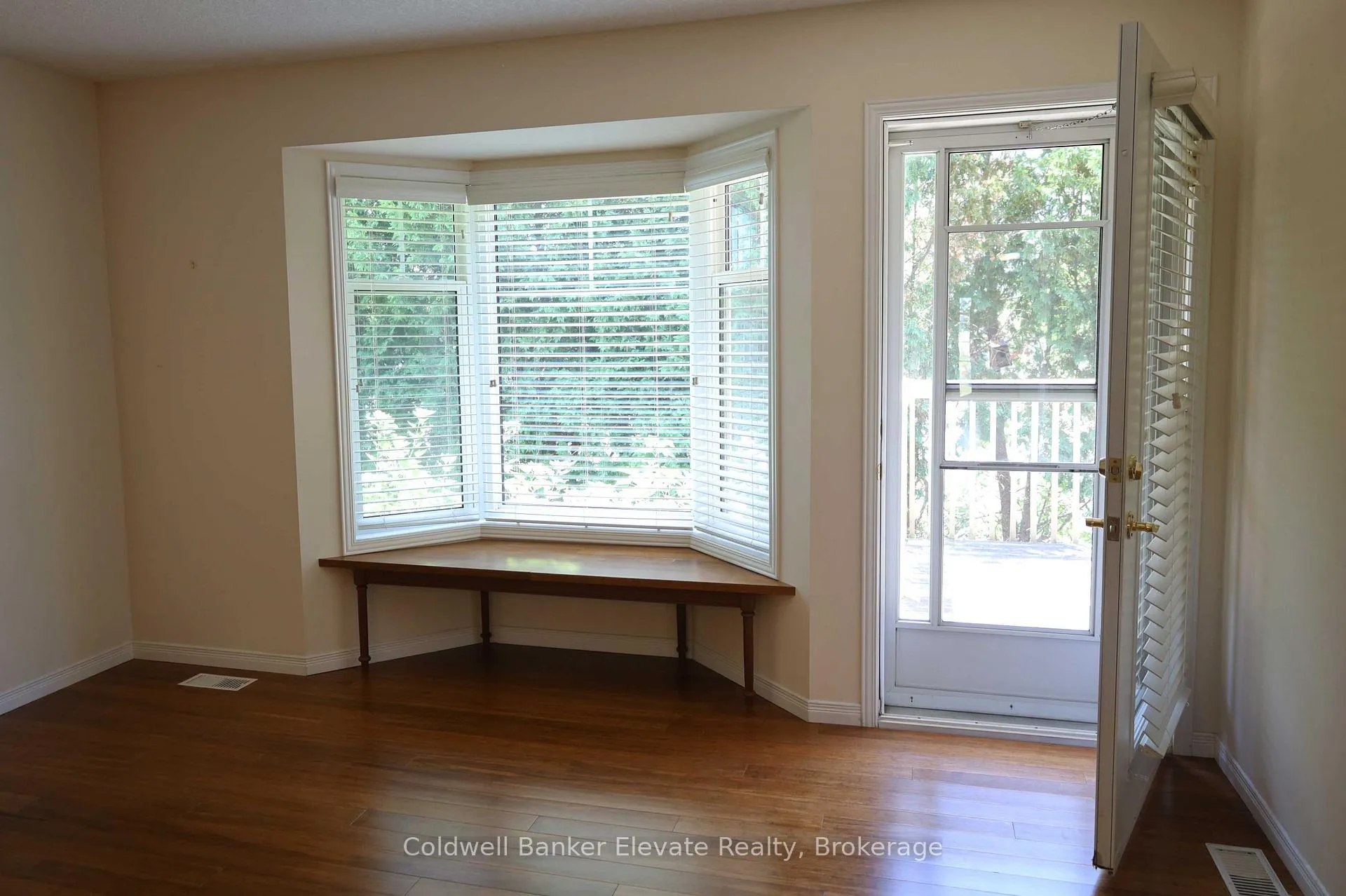Photo 21 of Unit 16, 2705 Kingsway Drive, Kitchener — HOMEH