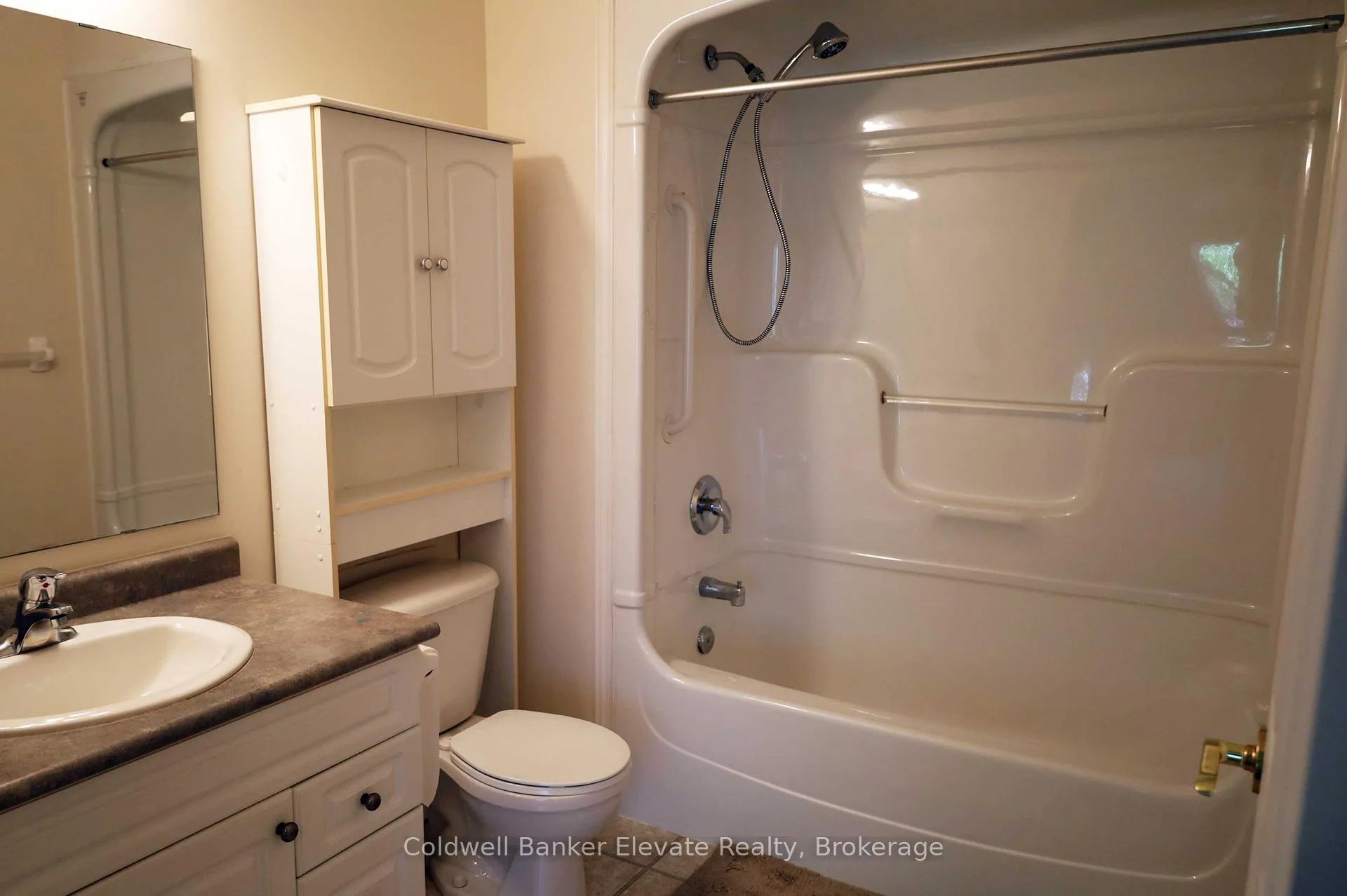 Photo 28 of Unit 16, 2705 Kingsway Drive, Kitchener — HOMEH