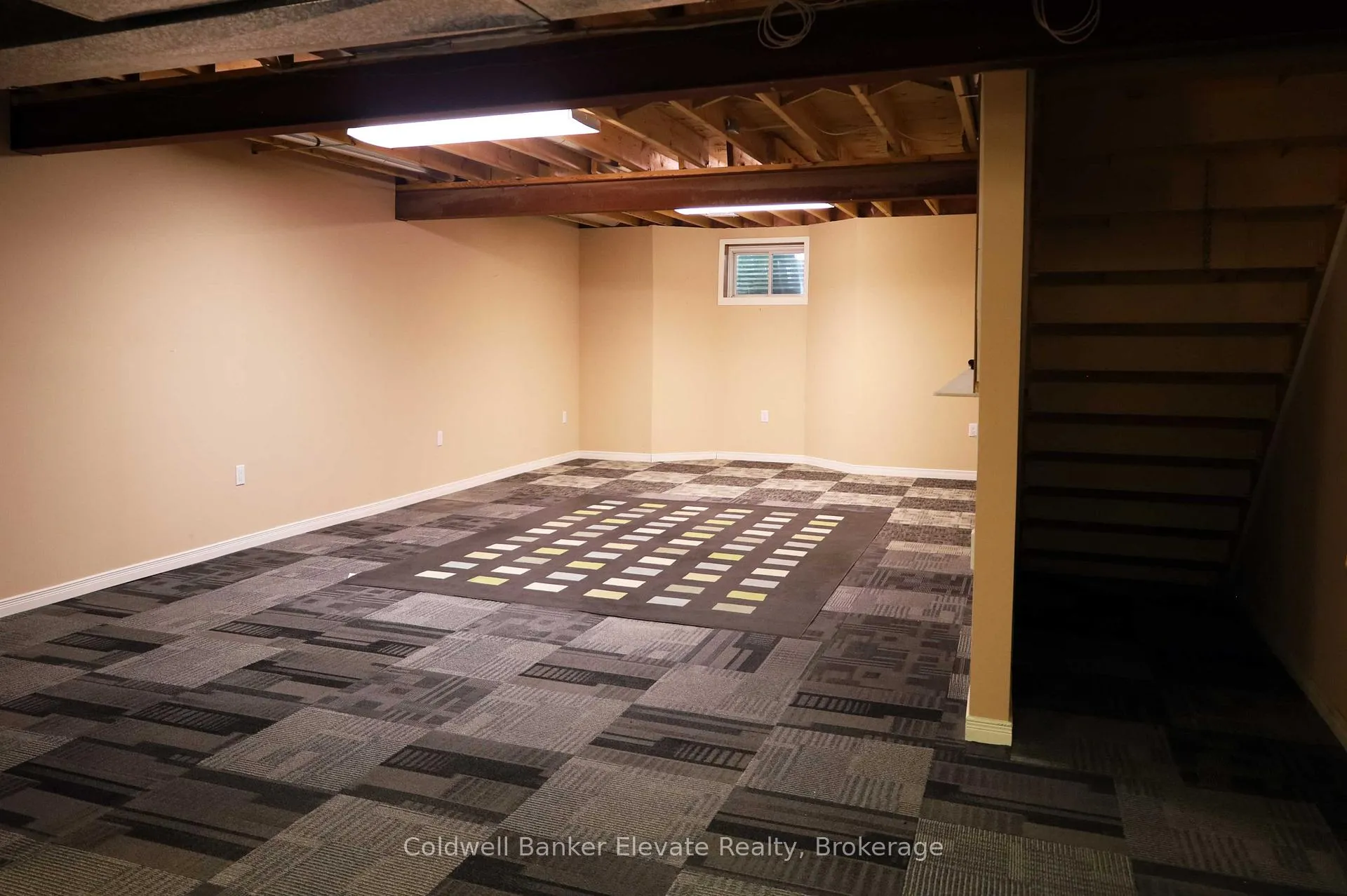 Photo 41 of Unit 16, 2705 Kingsway Drive, Kitchener — HOMEH