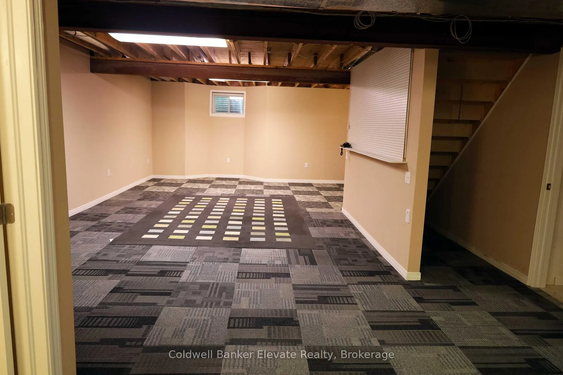Photo 42 of Unit 16, 2705 Kingsway Drive, Kitchener — HOMEH