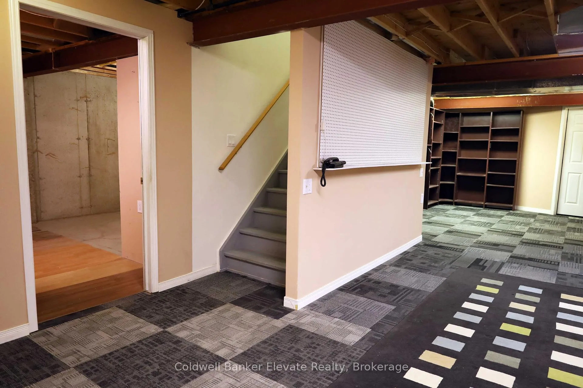 Photo 49 of Unit 16, 2705 Kingsway Drive, Kitchener — HOMEH