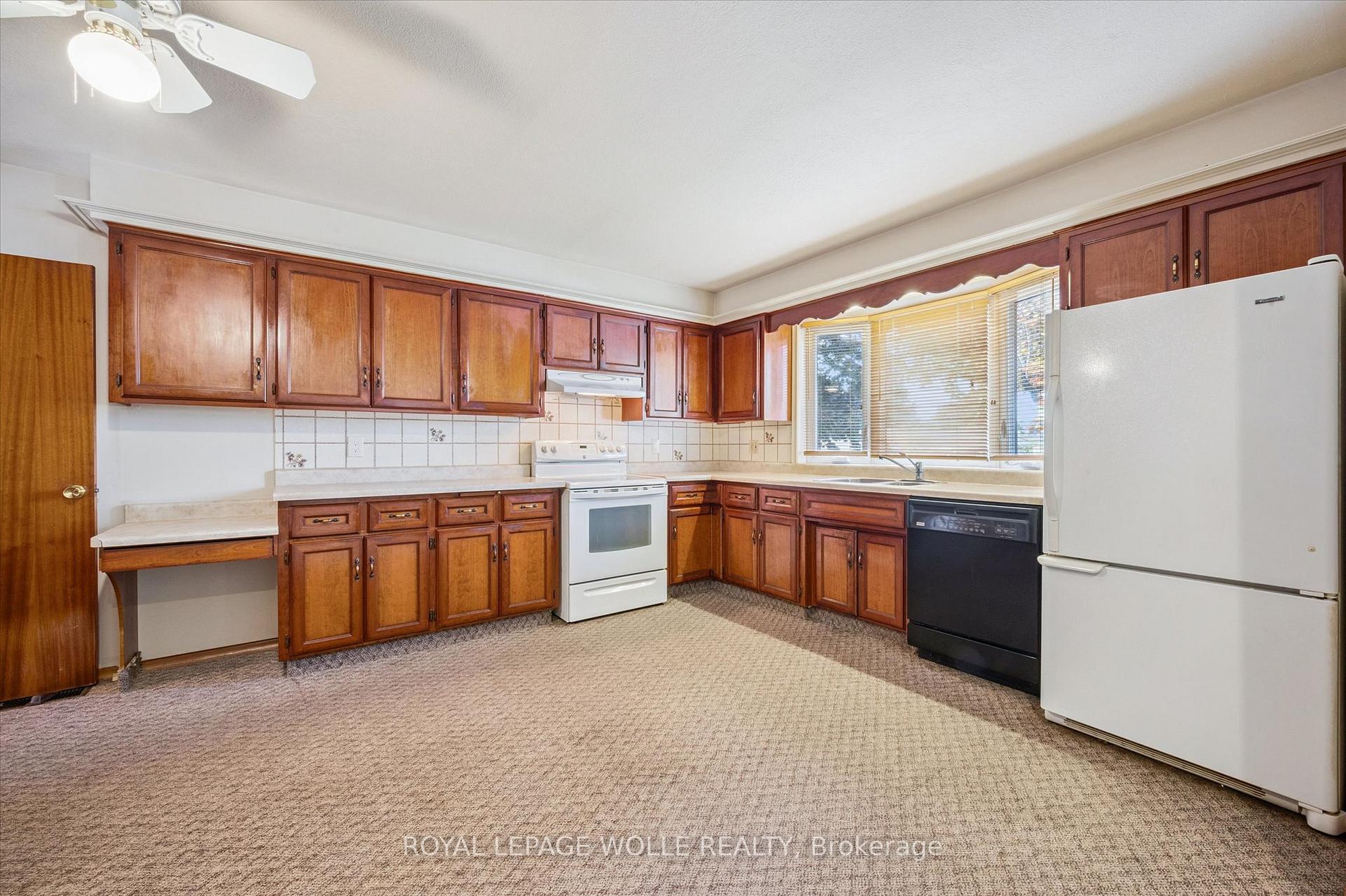 Photo 11 of 67 Traynor Avenue, Kitchener — HOMEH