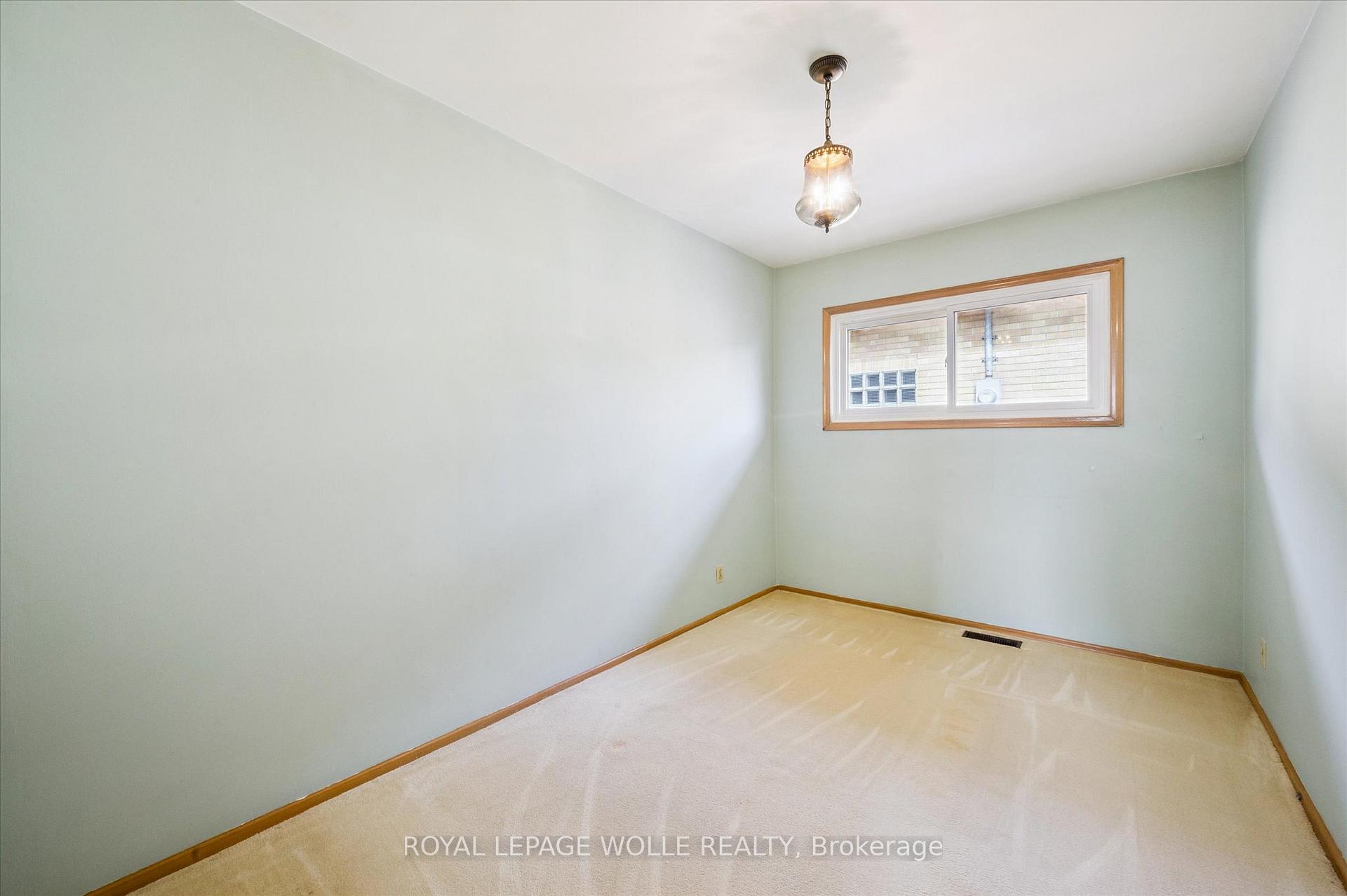 Photo 16 of 67 Traynor Avenue, Kitchener — HOMEH