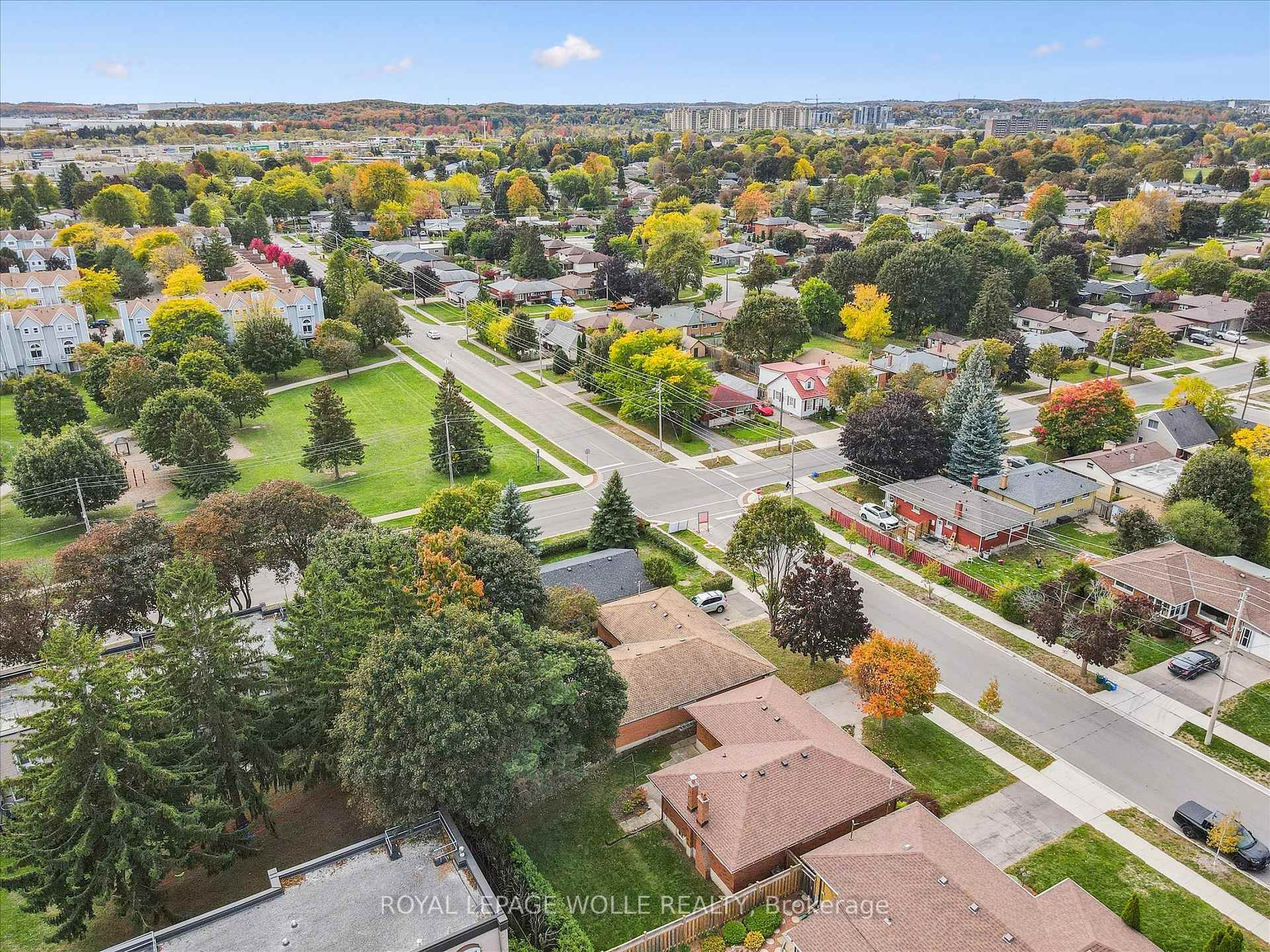 Photo 43 of 67 Traynor Avenue, Kitchener — HOMEH