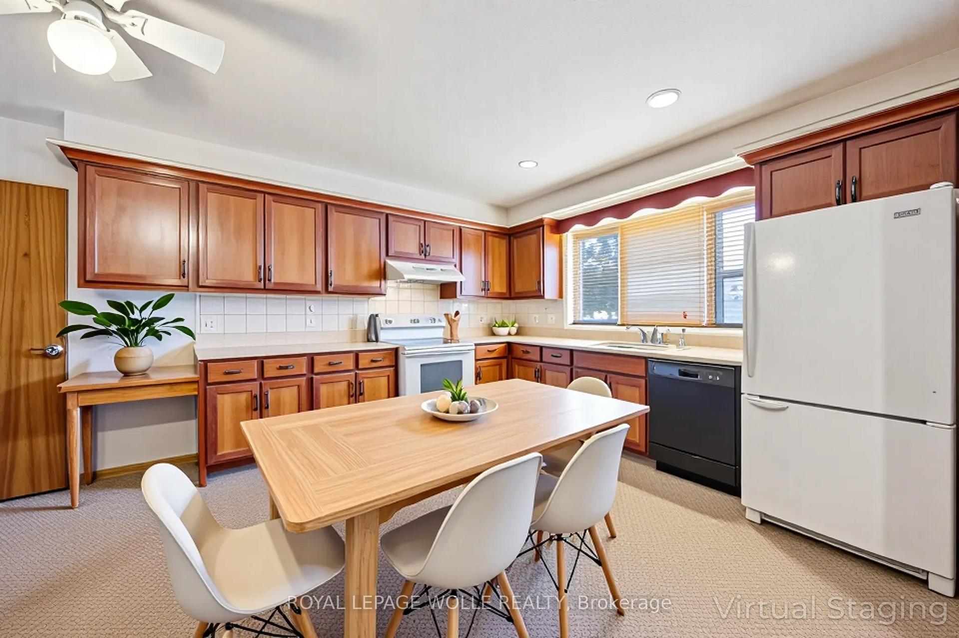 Photo 46 of 67 Traynor Avenue, Kitchener — HOMEH