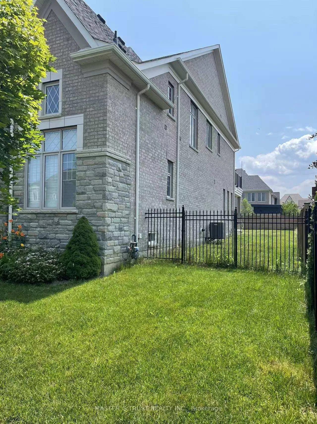 Photo 4 of 81 Oliver Emmerson Avenue, King, Nobleton — HOMEH