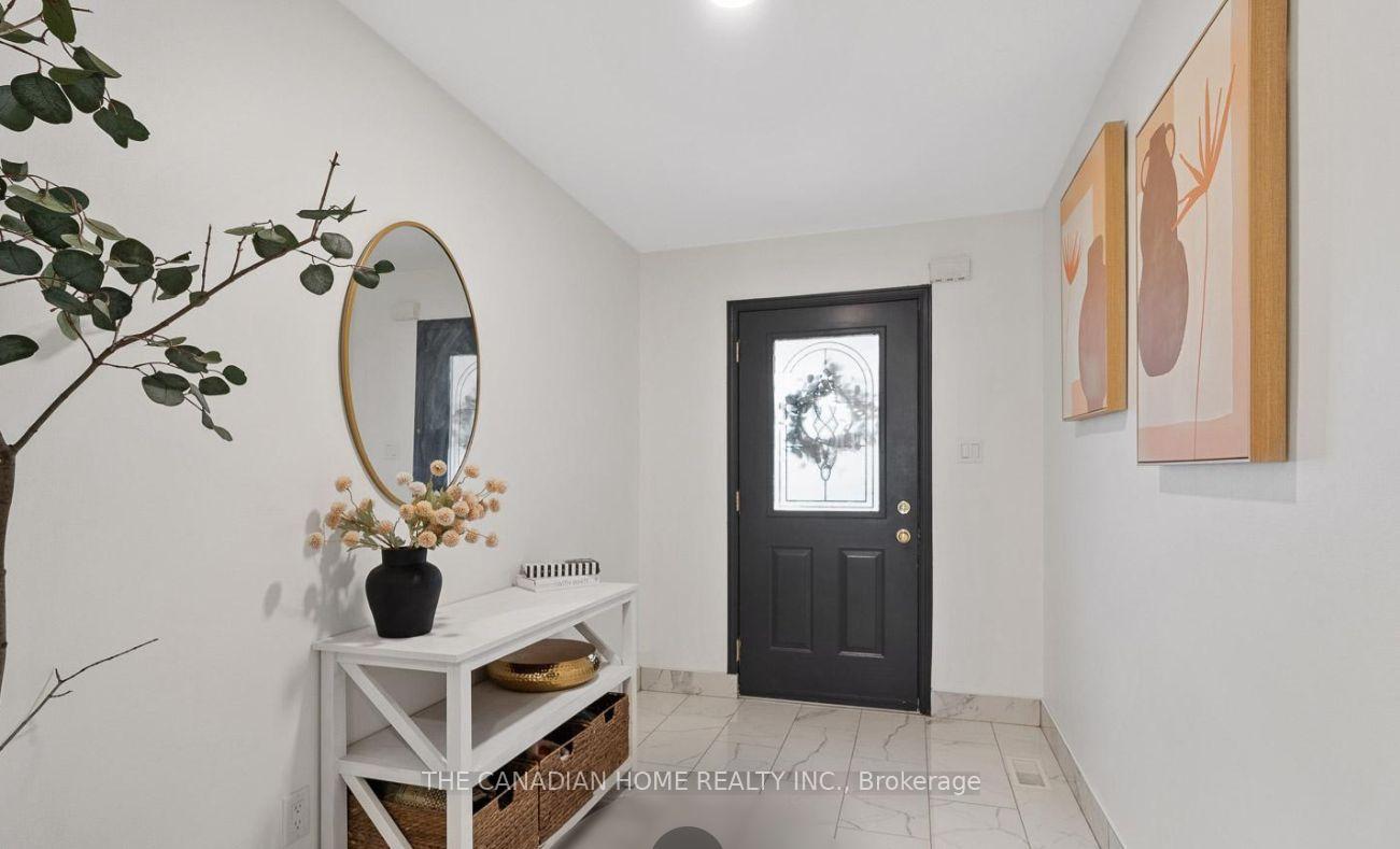 Photo 3 of 524 Snowdrop Court, Kitchener — HOMEH