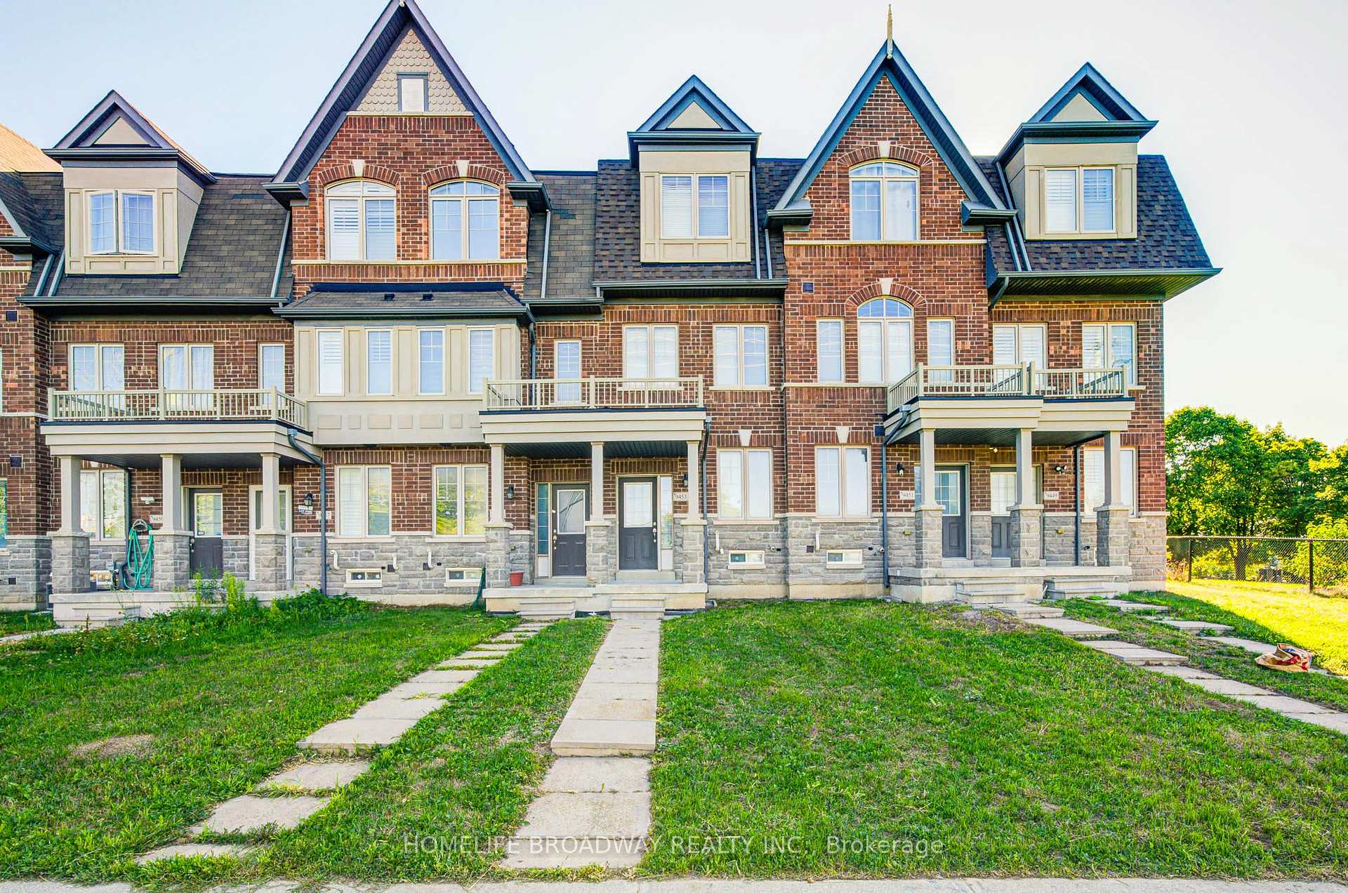Photo 1 of 9453 Kennedy Road, Markham, Berczy — HOMEH