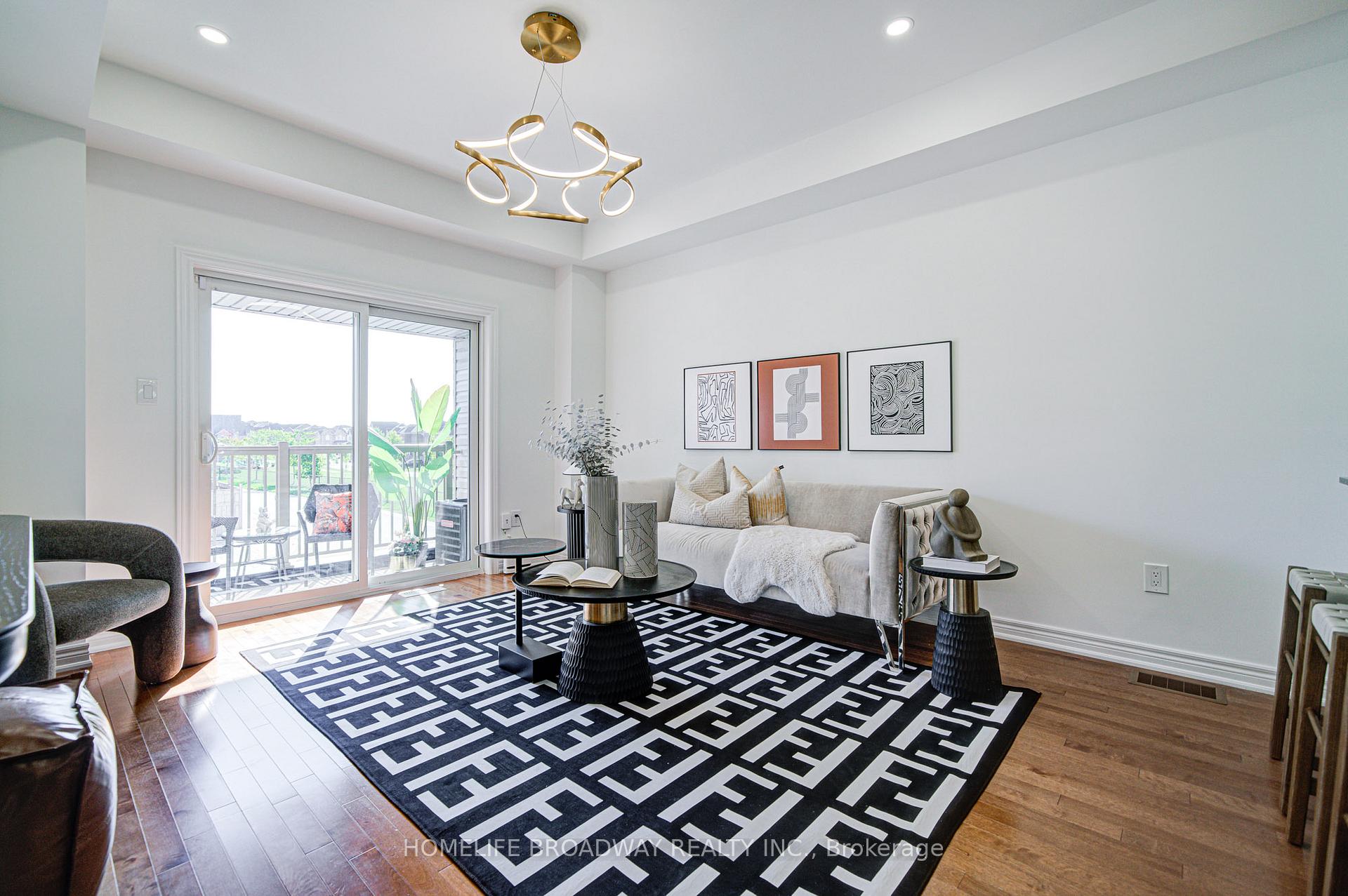 Photo 10 of 9453 Kennedy Road, Markham, Berczy — HOMEH