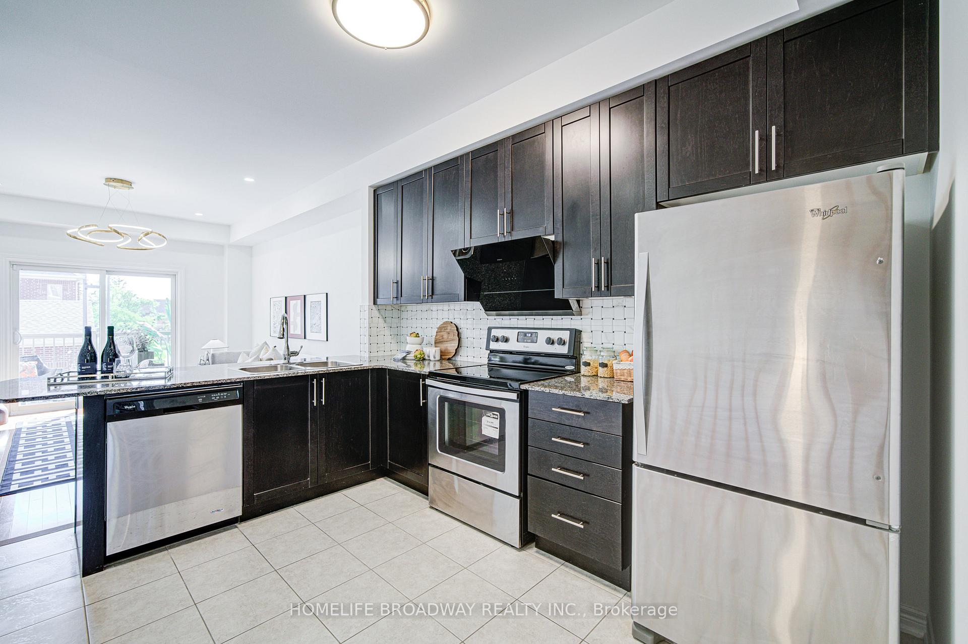 Photo 12 of 9453 Kennedy Road, Markham, Berczy — HOMEH