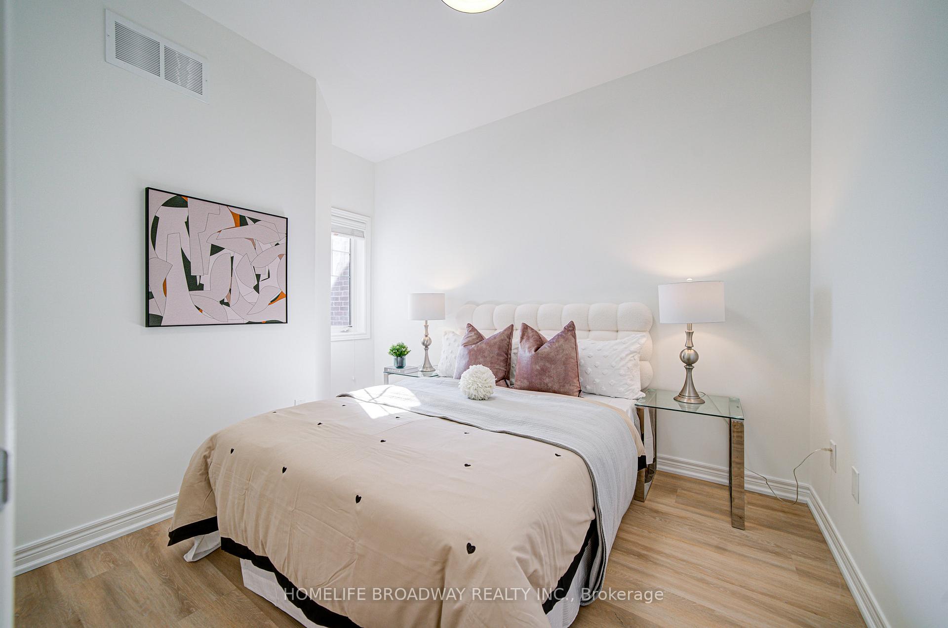 Photo 28 of 9453 Kennedy Road, Markham, Berczy — HOMEH