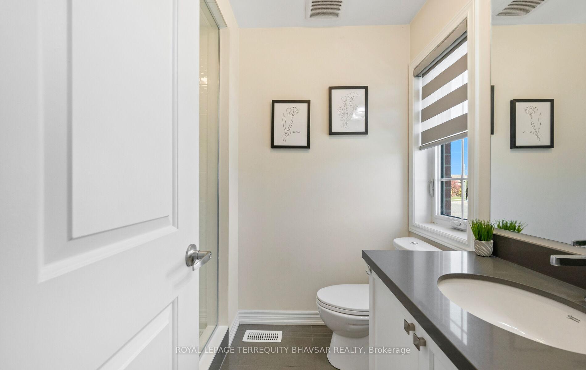 Photo 17 of 2 William Dunlop Street, Kitchener — HOMEH