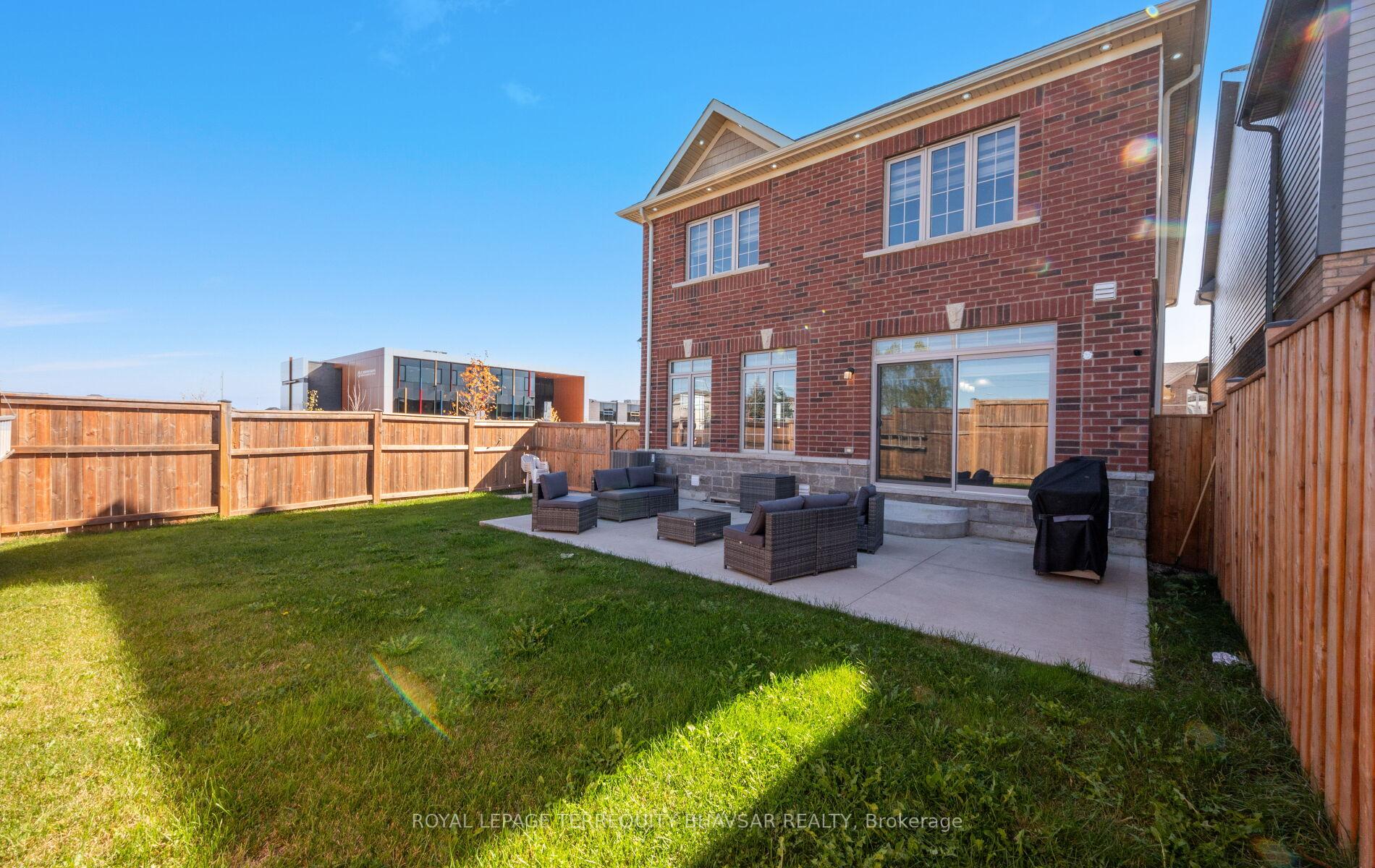 Photo 28 of 2 William Dunlop Street, Kitchener — HOMEH