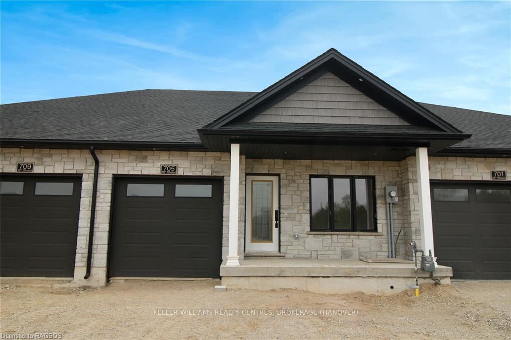 Front of 705 18TH Street