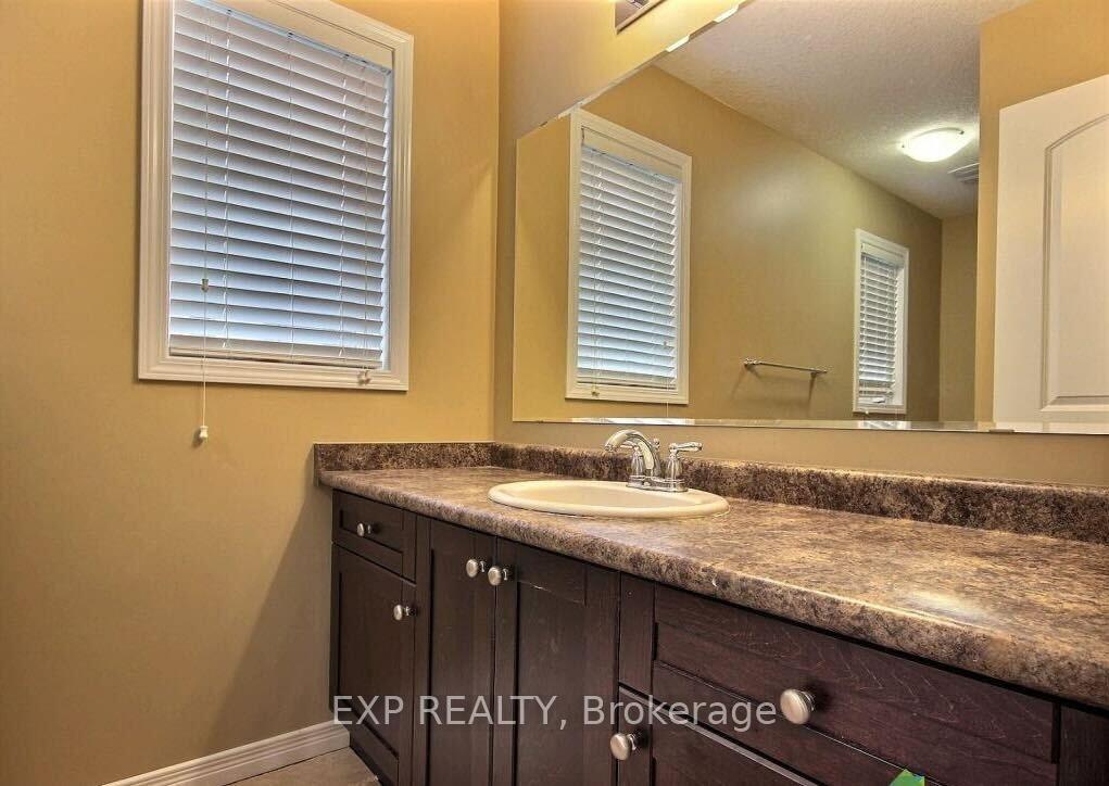 Photo 7 of 106 Rochefort Street, Kitchener — HOMEH