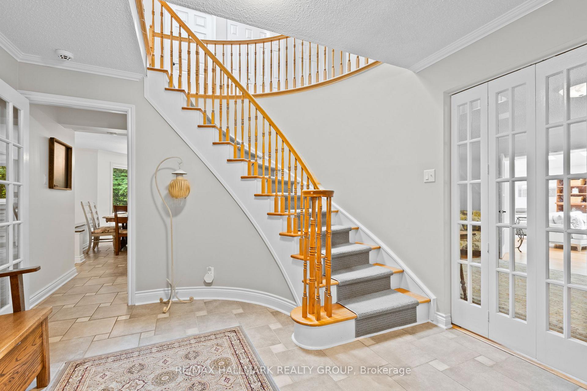 Photo 5 of 6431 Clingin Lane, Ottawa, Manotick South to Roger Stevens — HOMEH