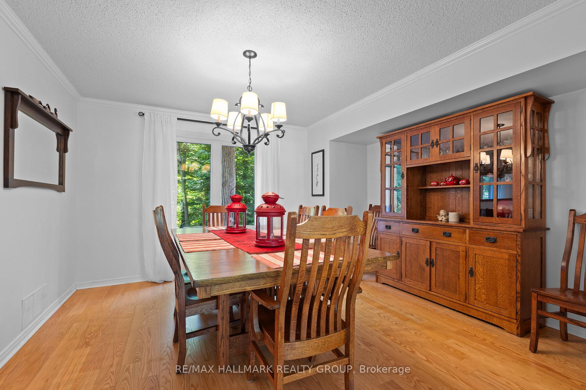 Photo 12 of 6431 Clingin Lane, Ottawa, Manotick South to Roger Stevens — HOMEH