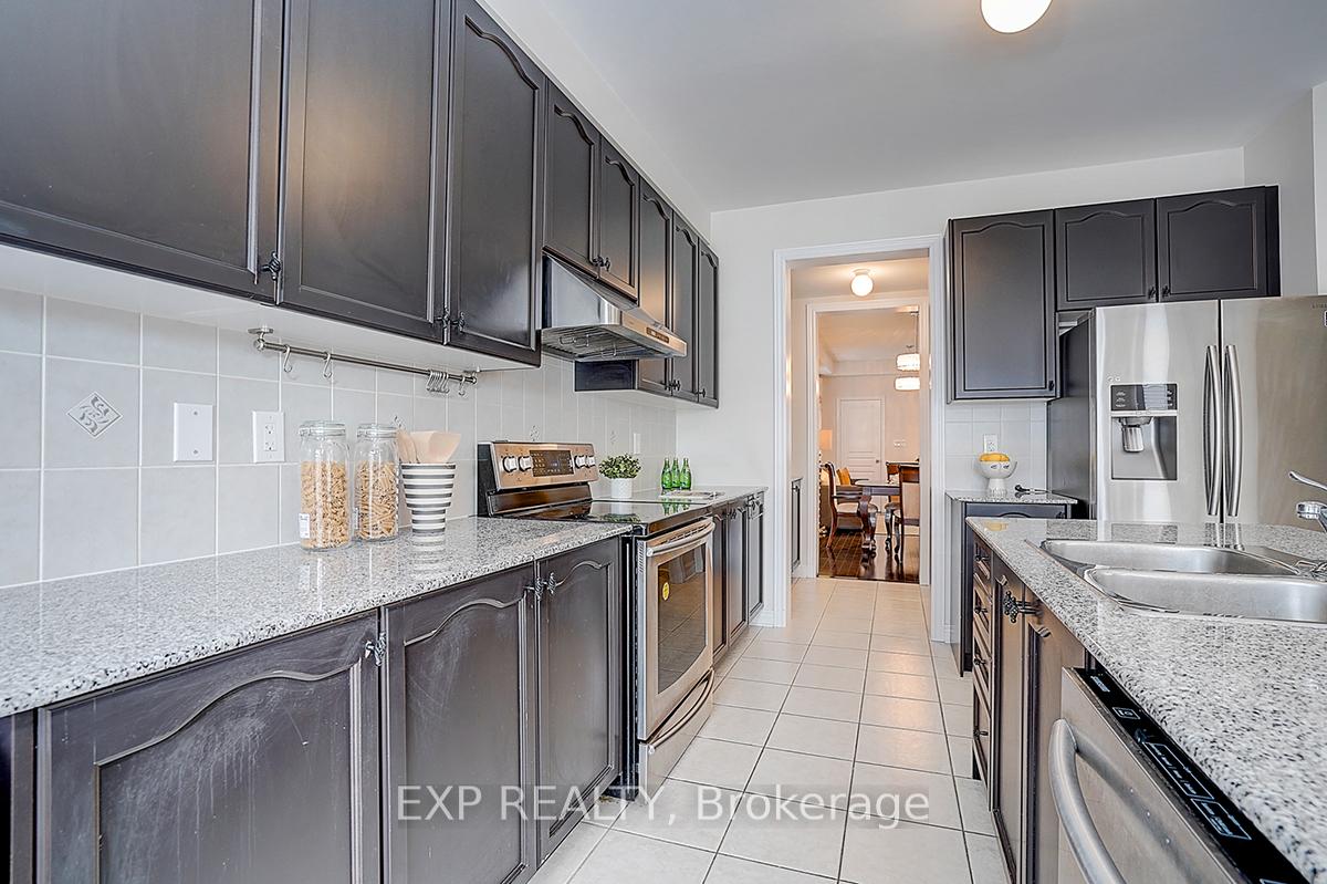 Photo 14 of 47 Foshan Avenue, Markham, Berczy — HOMEH