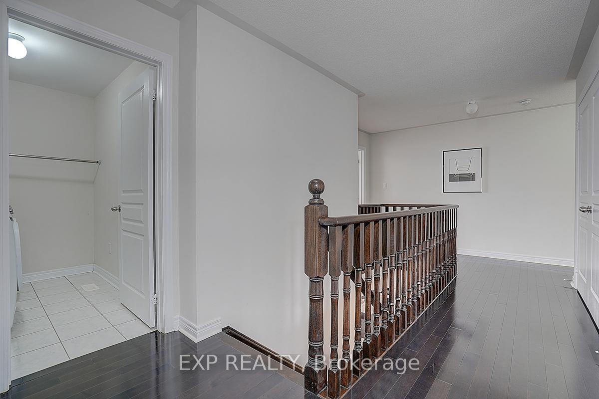 Photo 21 of 47 Foshan Avenue, Markham, Berczy — HOMEH