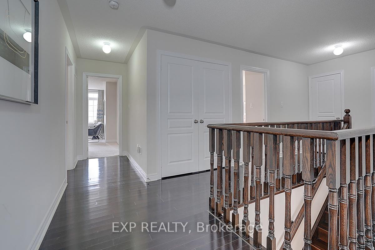 Photo 22 of 47 Foshan Avenue, Markham, Berczy — HOMEH