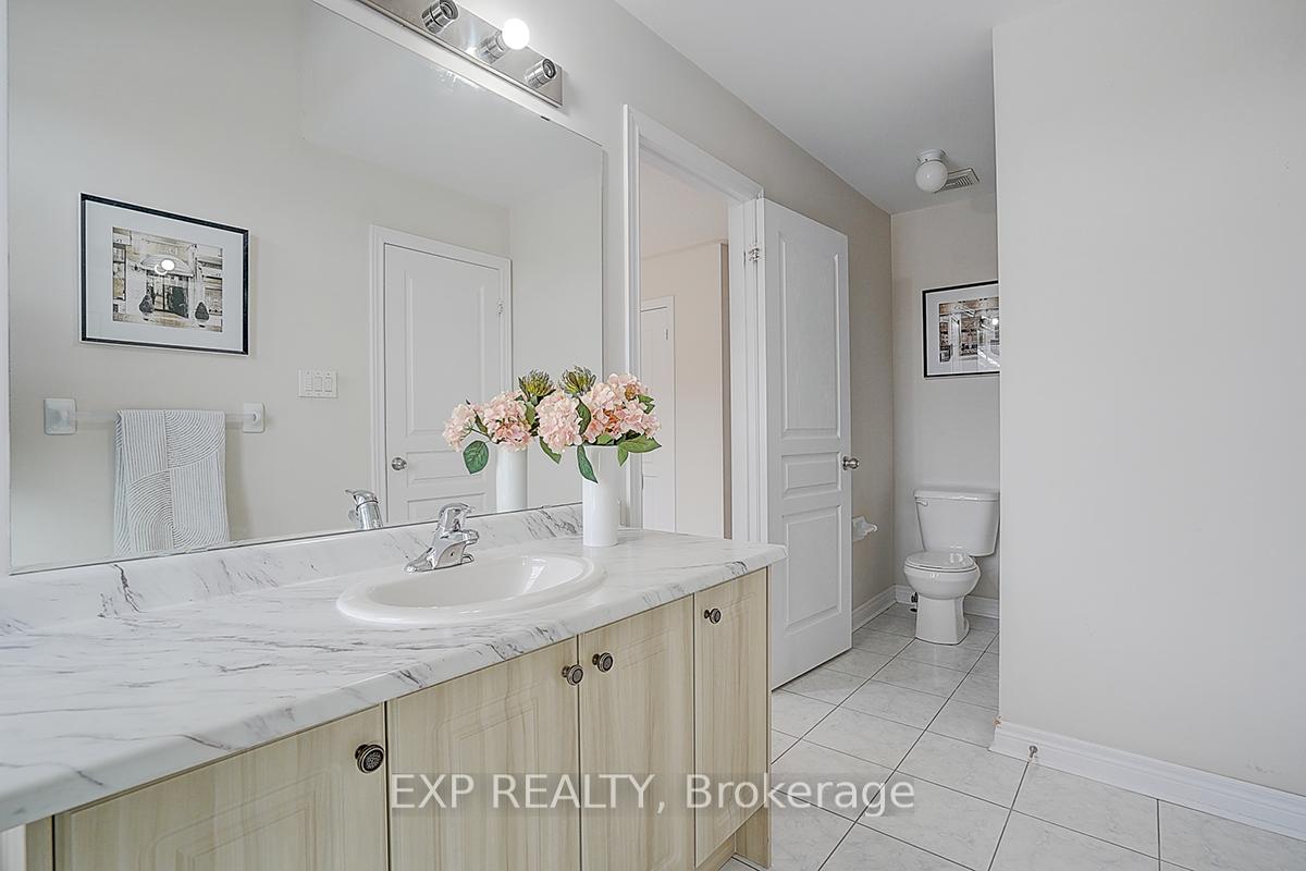 Photo 36 of 47 Foshan Avenue, Markham, Berczy — HOMEH