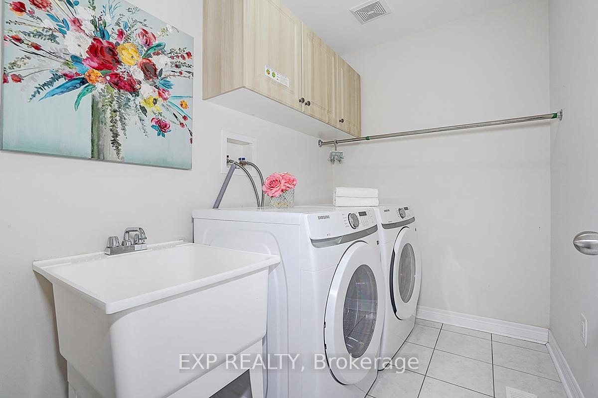 Photo 40 of 47 Foshan Avenue, Markham, Berczy — HOMEH