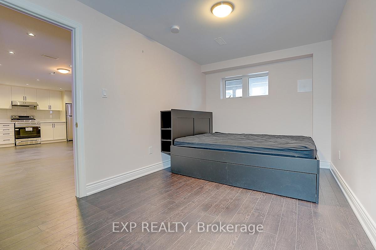 Photo 43 of 47 Foshan Avenue, Markham, Berczy — HOMEH
