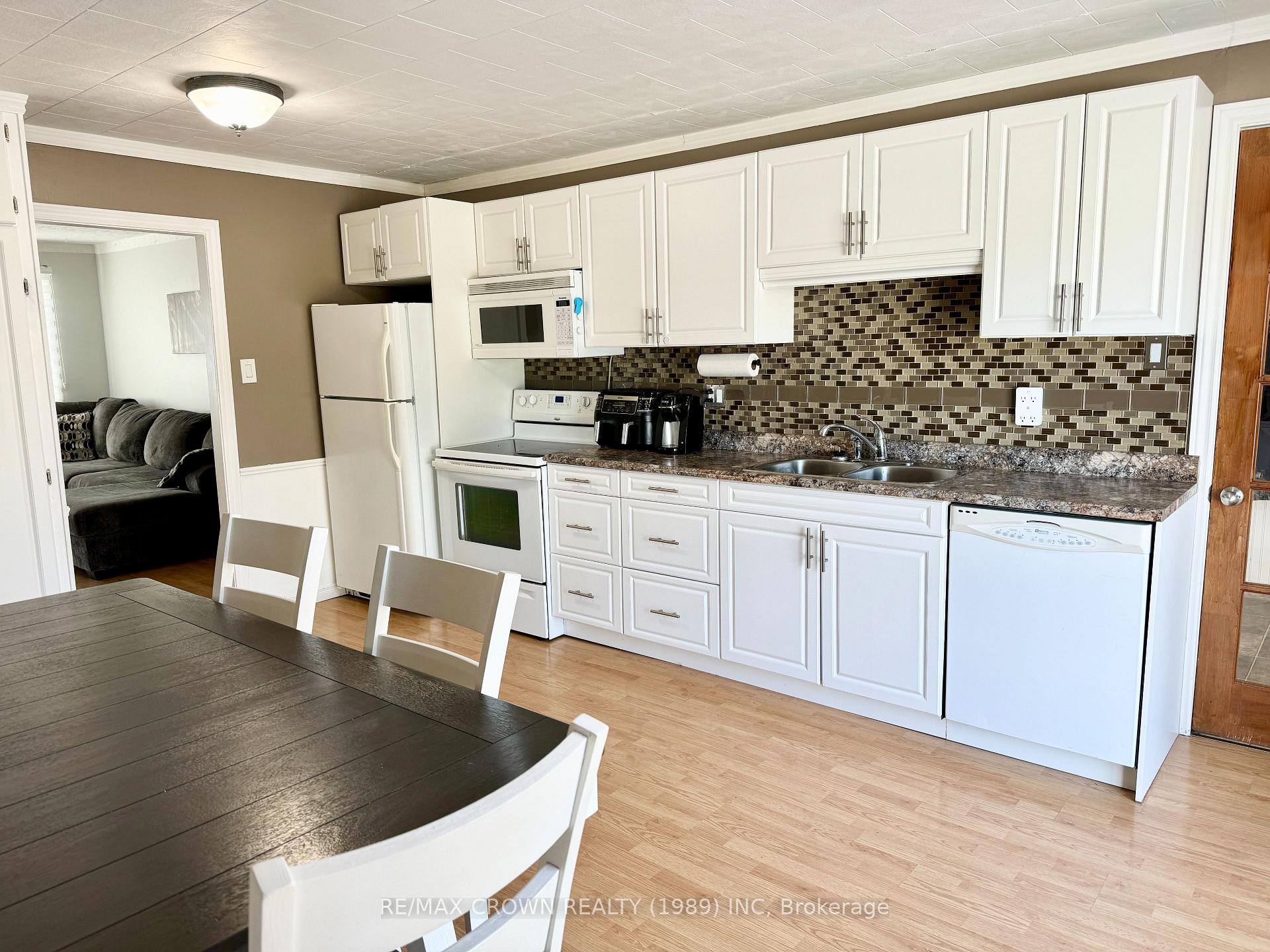 Photo 7 of 118 Brunelle Road N, Kapuskasing — HOMEH