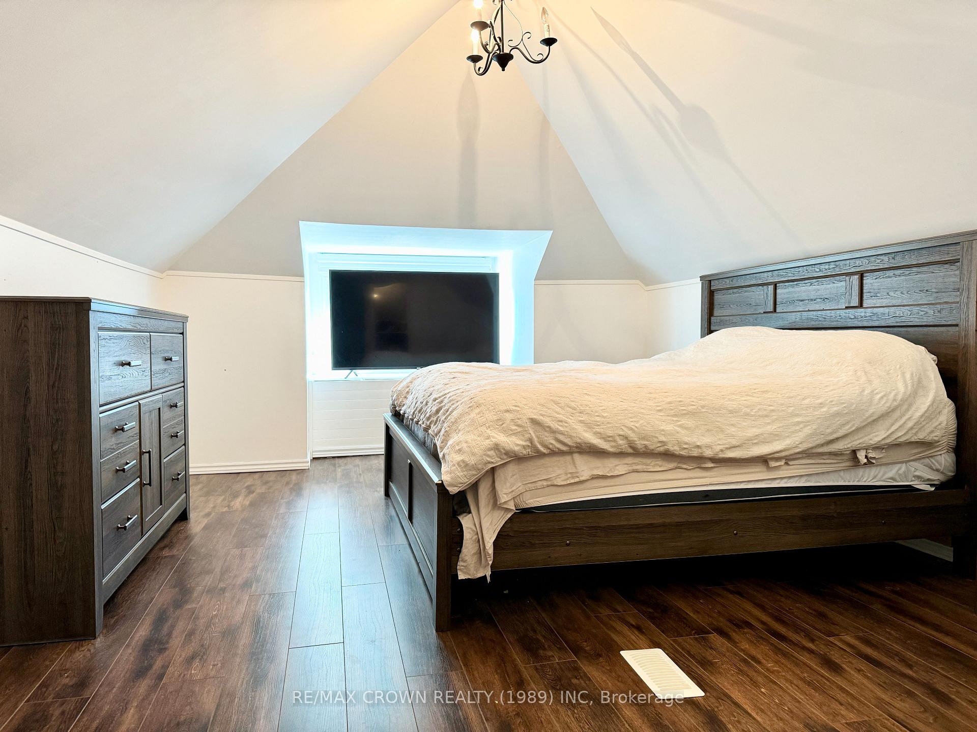 Photo 19 of 118 Brunelle Road N, Kapuskasing — HOMEH