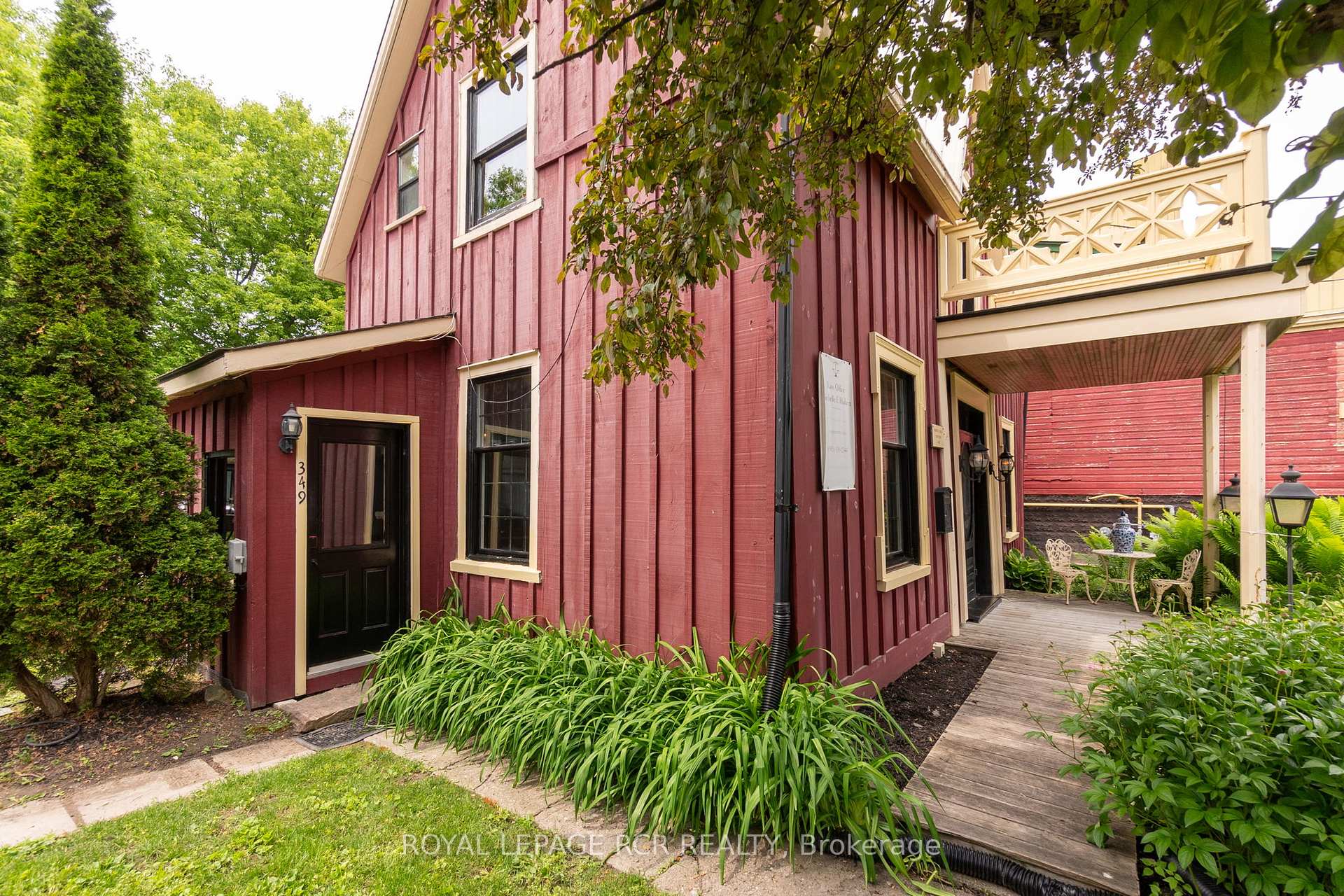 Photo 3 of 349 Main Street, King, Schomberg — HOMEH