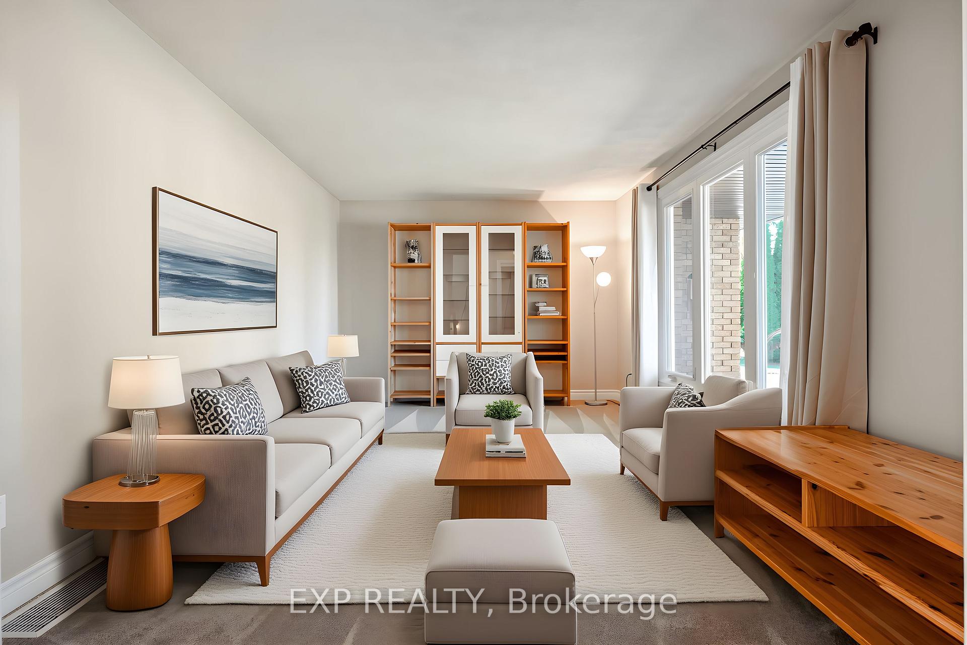 Photo 9 of 258 Nelson Crescent, Innisfil, Stroud — HOMEH