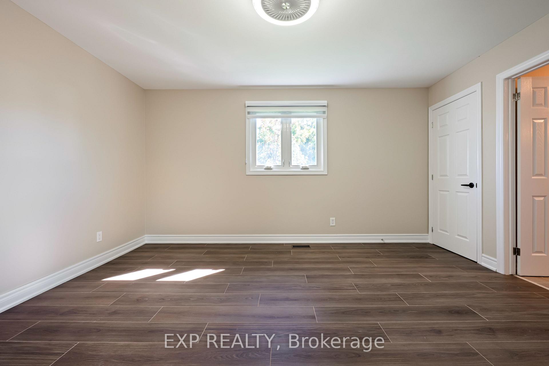 Photo 19 of 258 Nelson Crescent, Innisfil, Stroud — HOMEH
