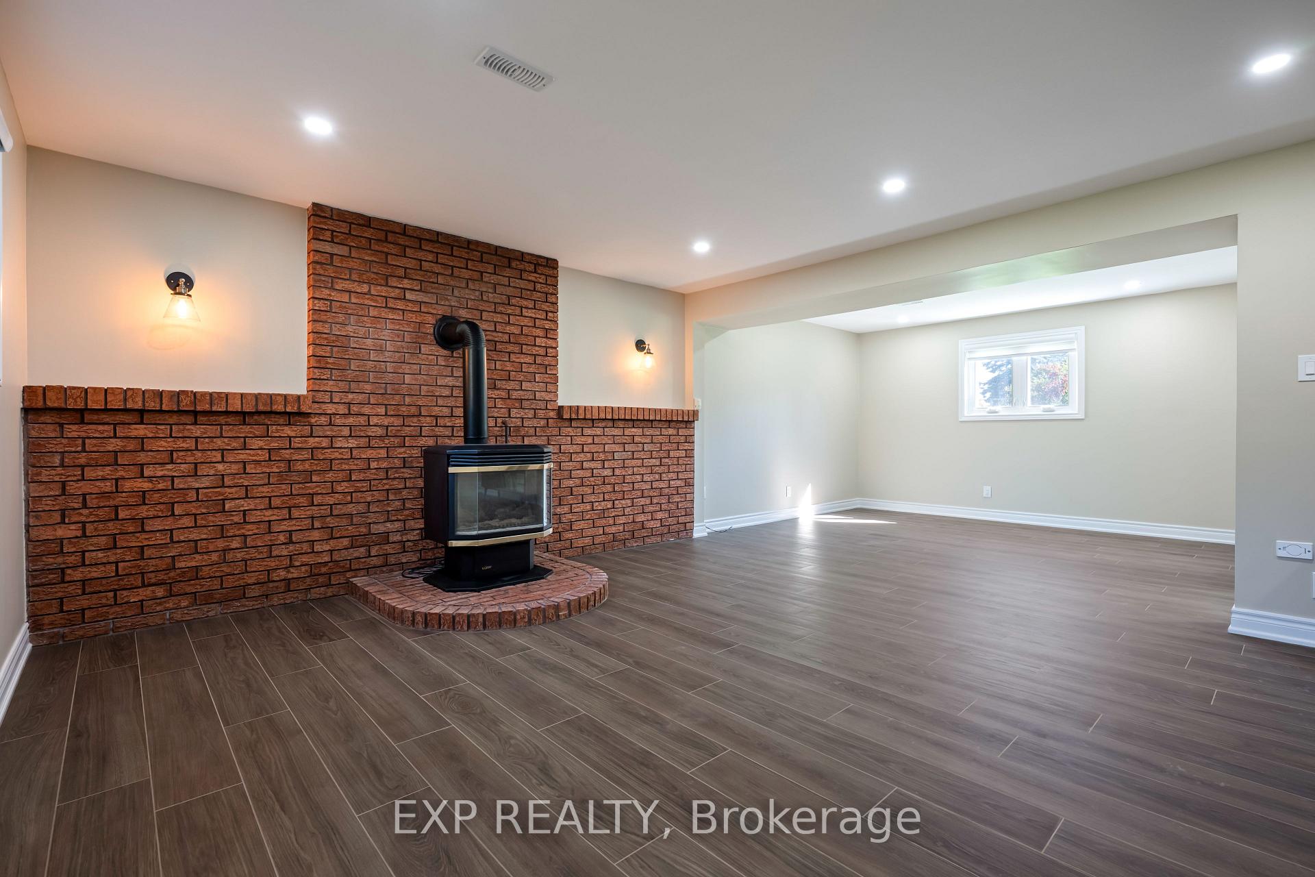 Photo 29 of 258 Nelson Crescent, Innisfil, Stroud — HOMEH