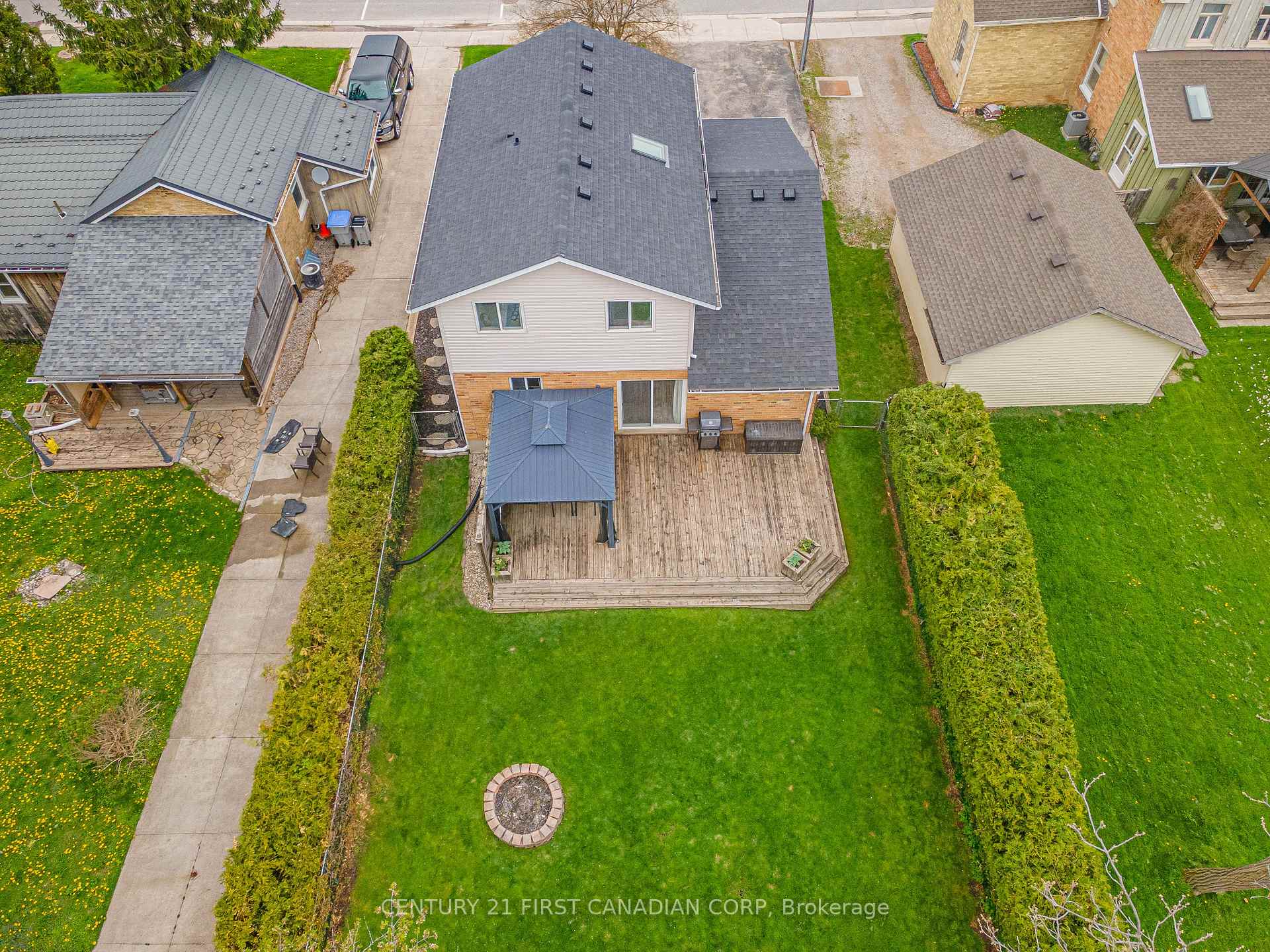 Photo 27 of 113 Main Street, Lucan Biddulph, Lucan — HOMEH