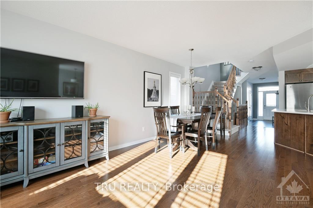 Photo 13 of 1450 Carronbridge Circle, Ottawa, Kanata - Emerald Meadows/Trailwest — HOMEH
