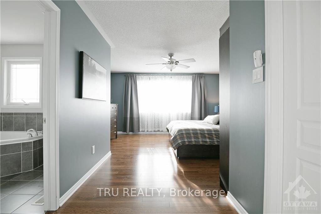 Photo 14 of 1450 Carronbridge Circle, Ottawa, Kanata - Emerald Meadows/Trailwest — HOMEH