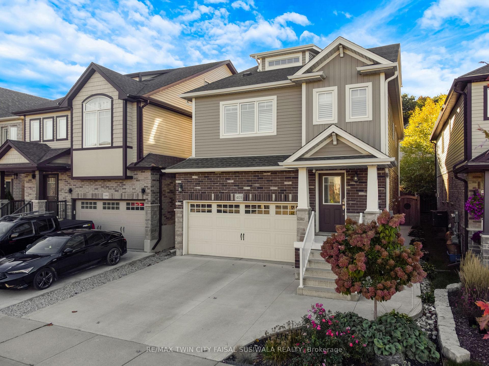 Photo 2 of 403 Moorlands Crescent, Kitchener — HOMEH
