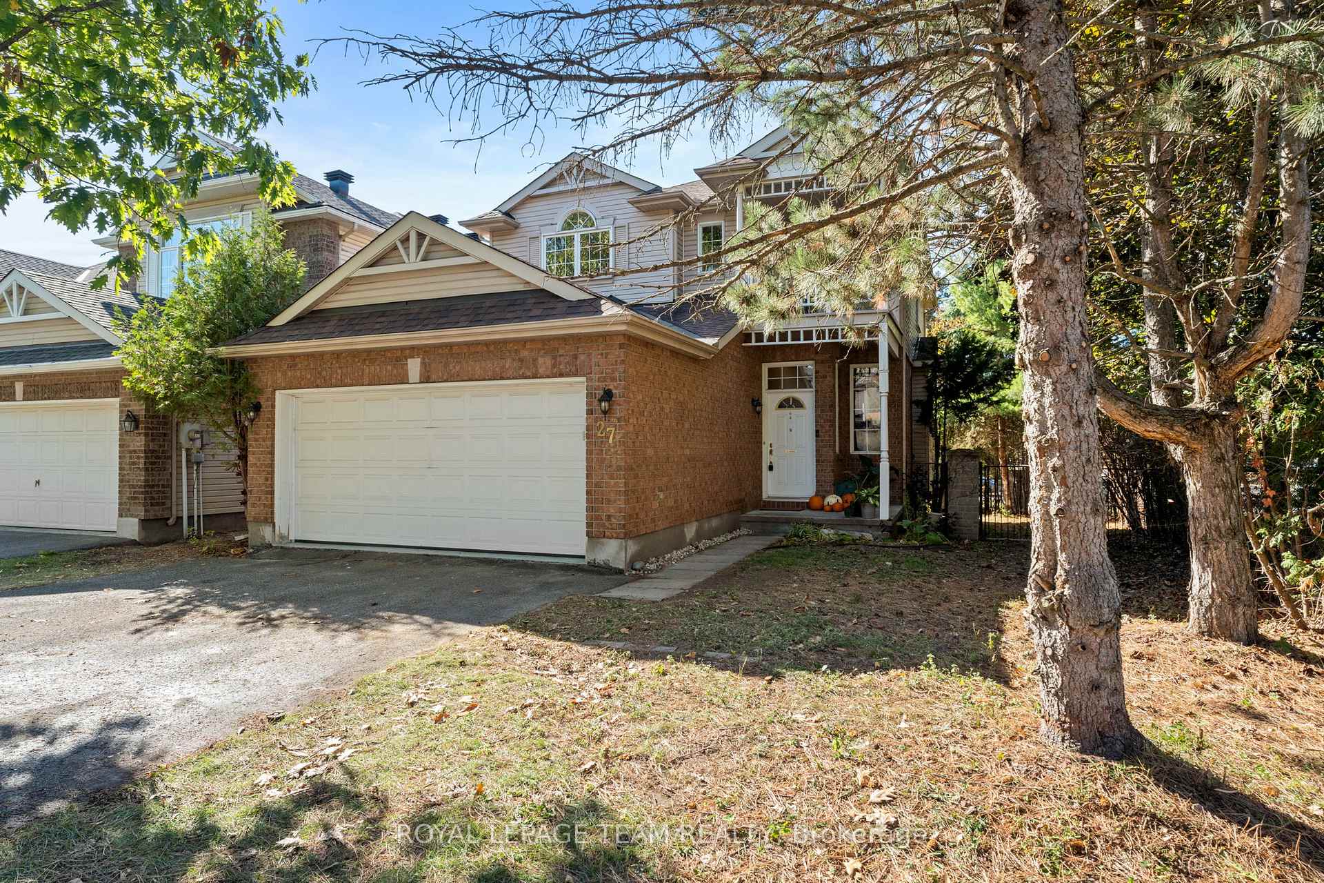 Photo 4 of 27 Evanshen Crescent, Ottawa, Kanata - Kanata Lakes/Heritage Hills — HOMEH