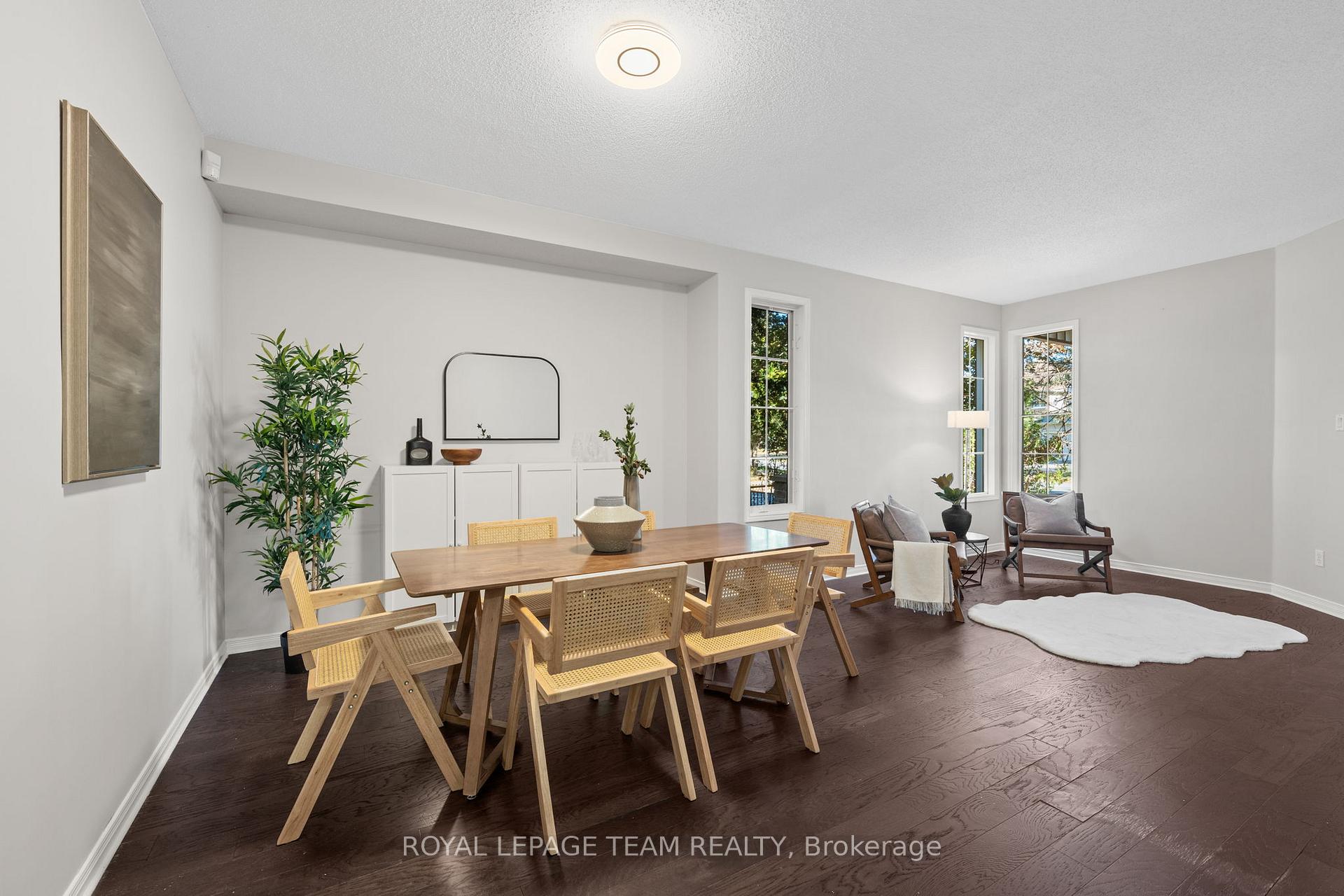 Photo 11 of 27 Evanshen Crescent, Ottawa, Kanata - Kanata Lakes/Heritage Hills — HOMEH