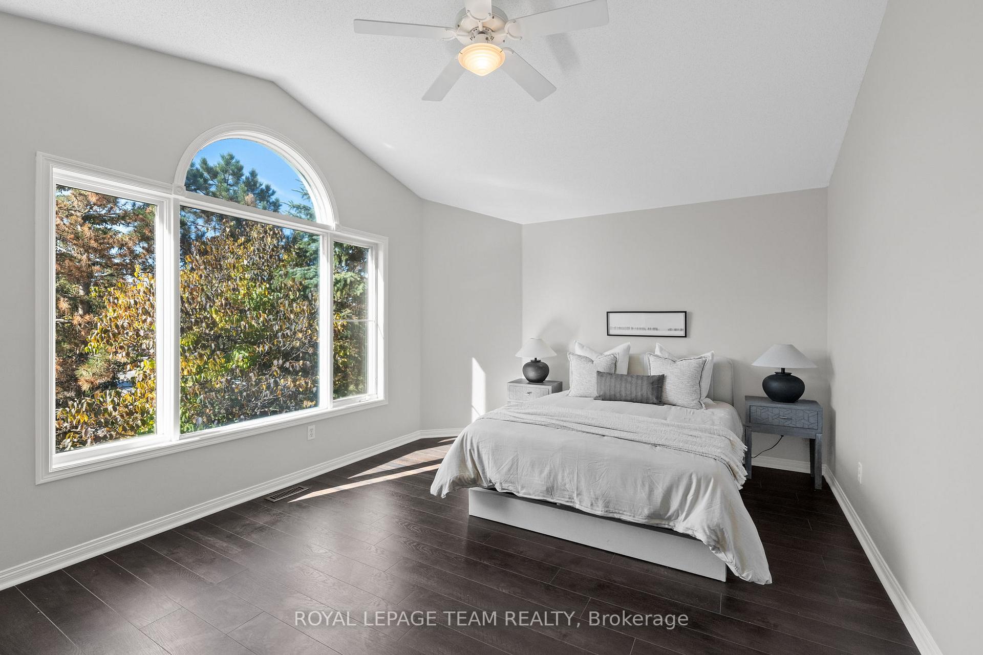 Photo 27 of 27 Evanshen Crescent, Ottawa, Kanata - Kanata Lakes/Heritage Hills — HOMEH