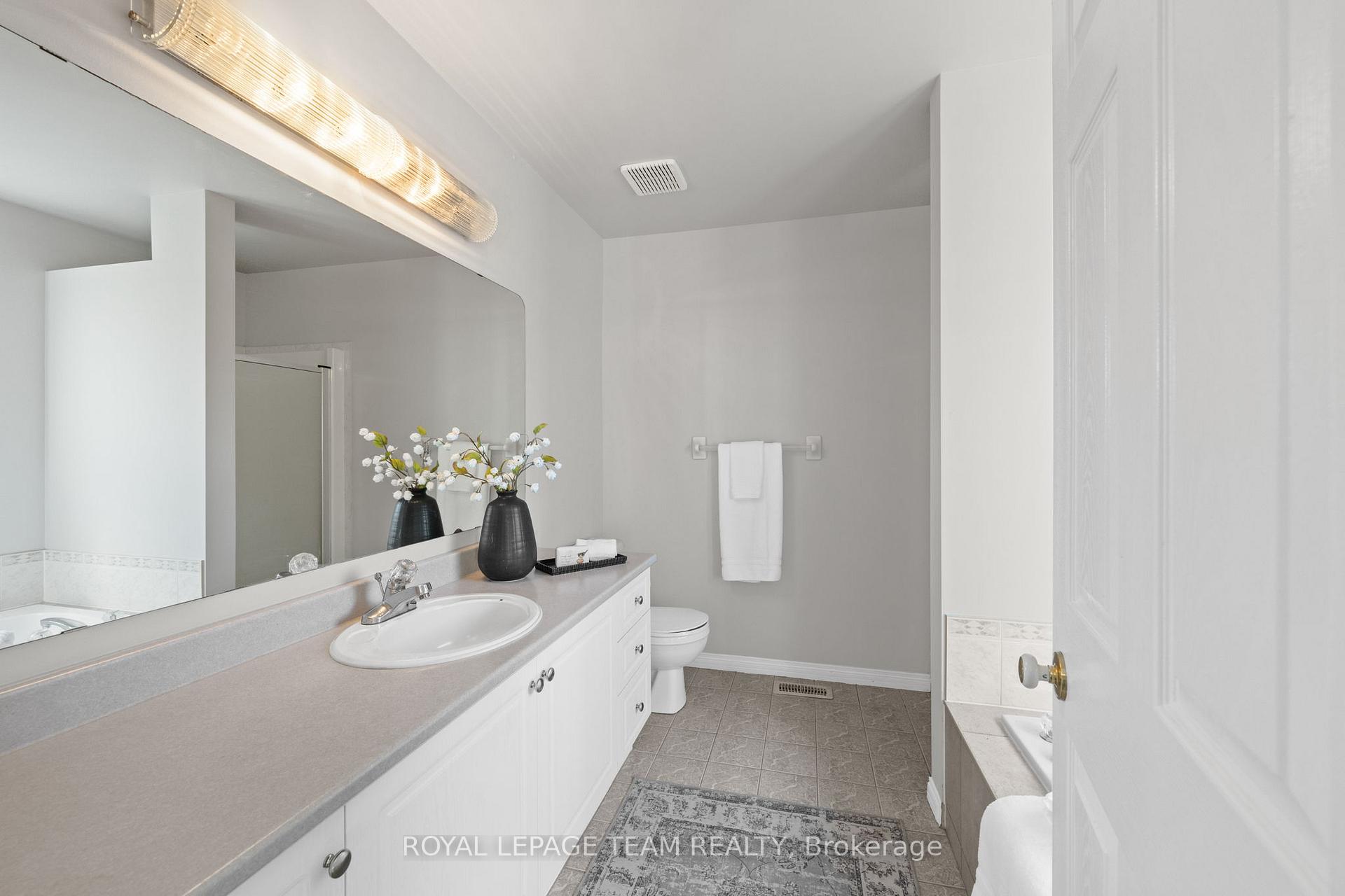 Photo 30 of 27 Evanshen Crescent, Ottawa, Kanata - Kanata Lakes/Heritage Hills — HOMEH